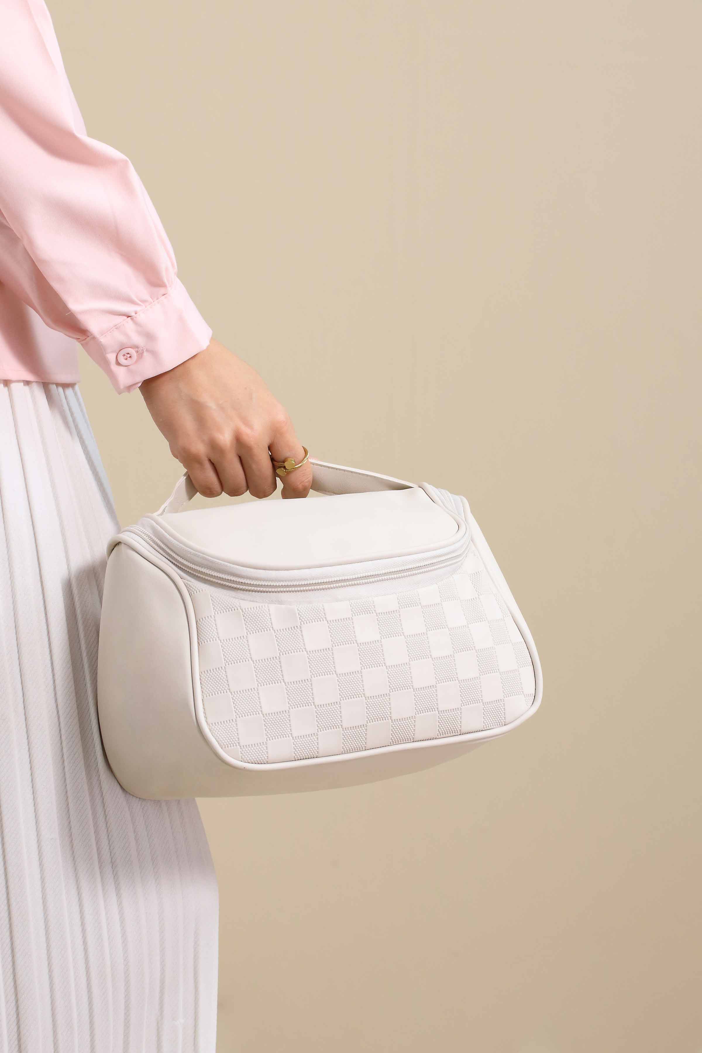 White Vanity Bag-445912112 for Women - Bag Winter Collection | Nishat | Shop Online