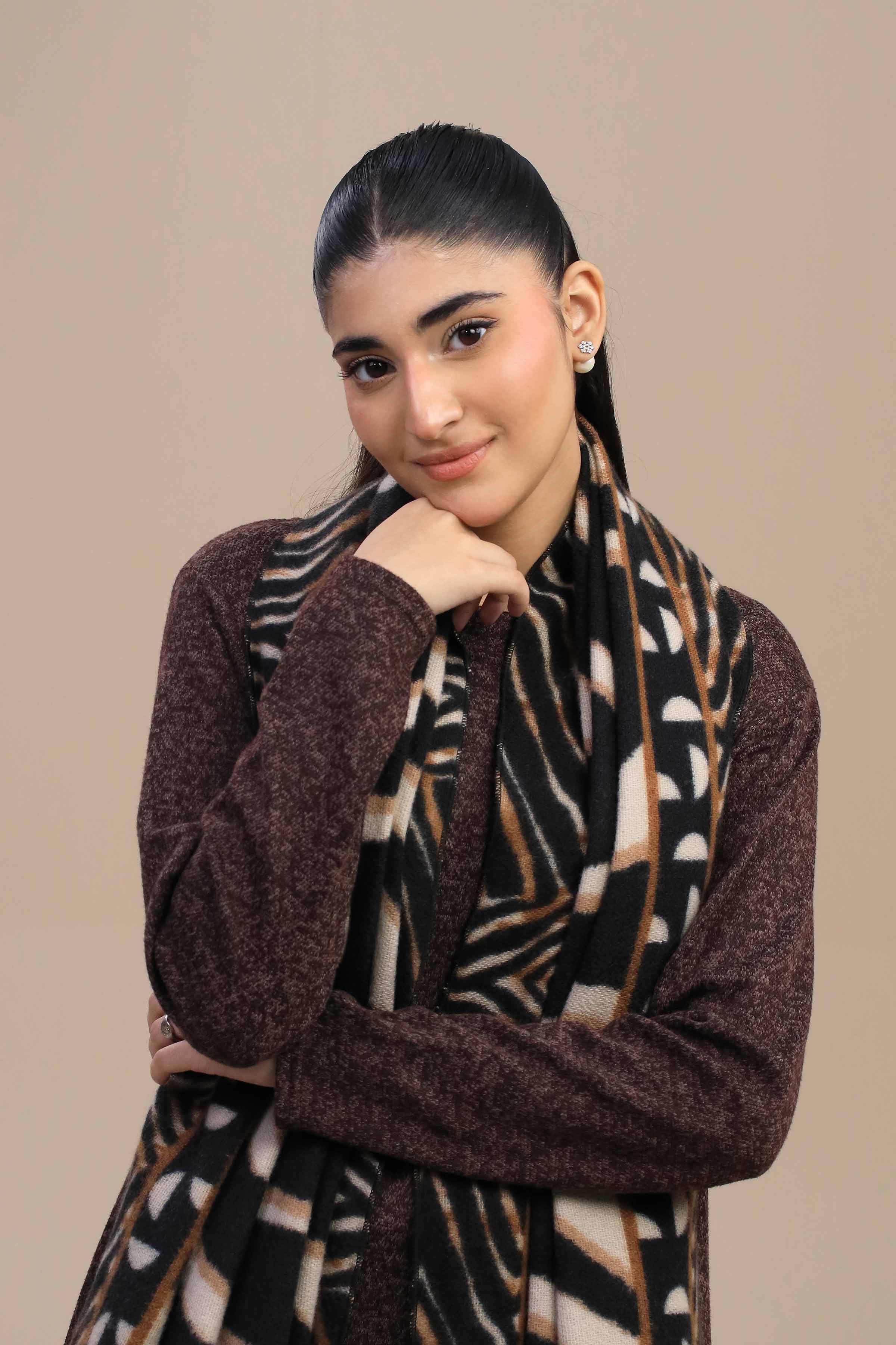 White Women Shawl-446052112 for Women – Winter Women Shawl Collection | Nishat | Shop Online