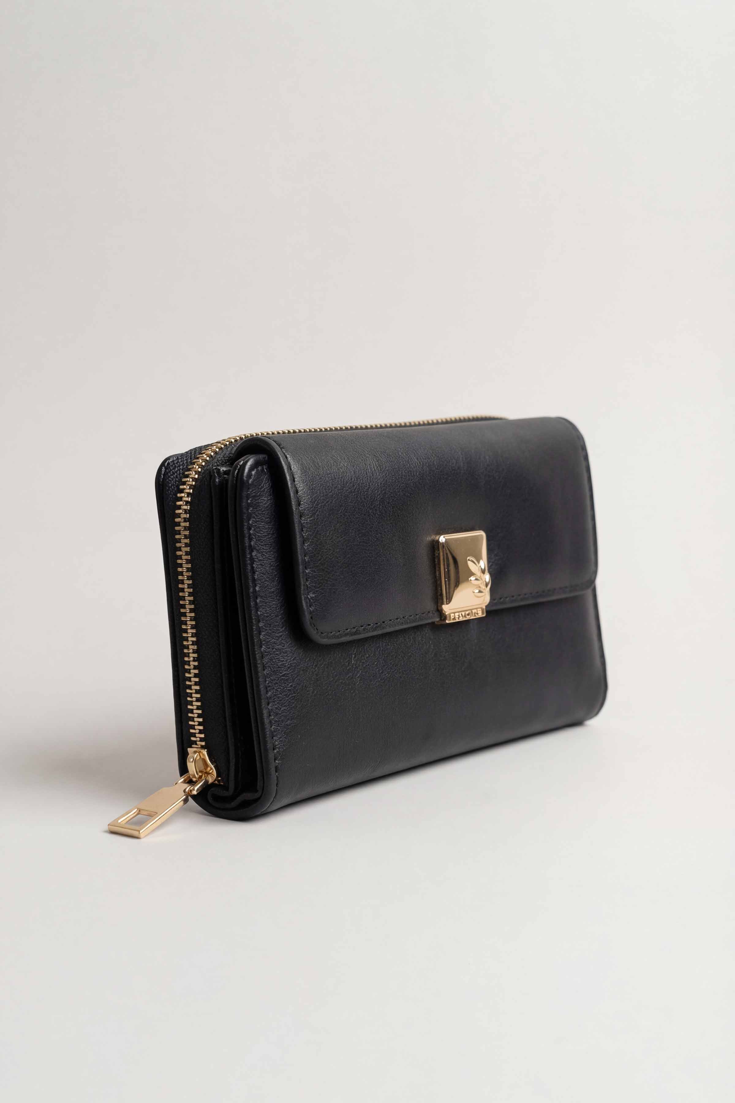 Black Wallet-446632103
