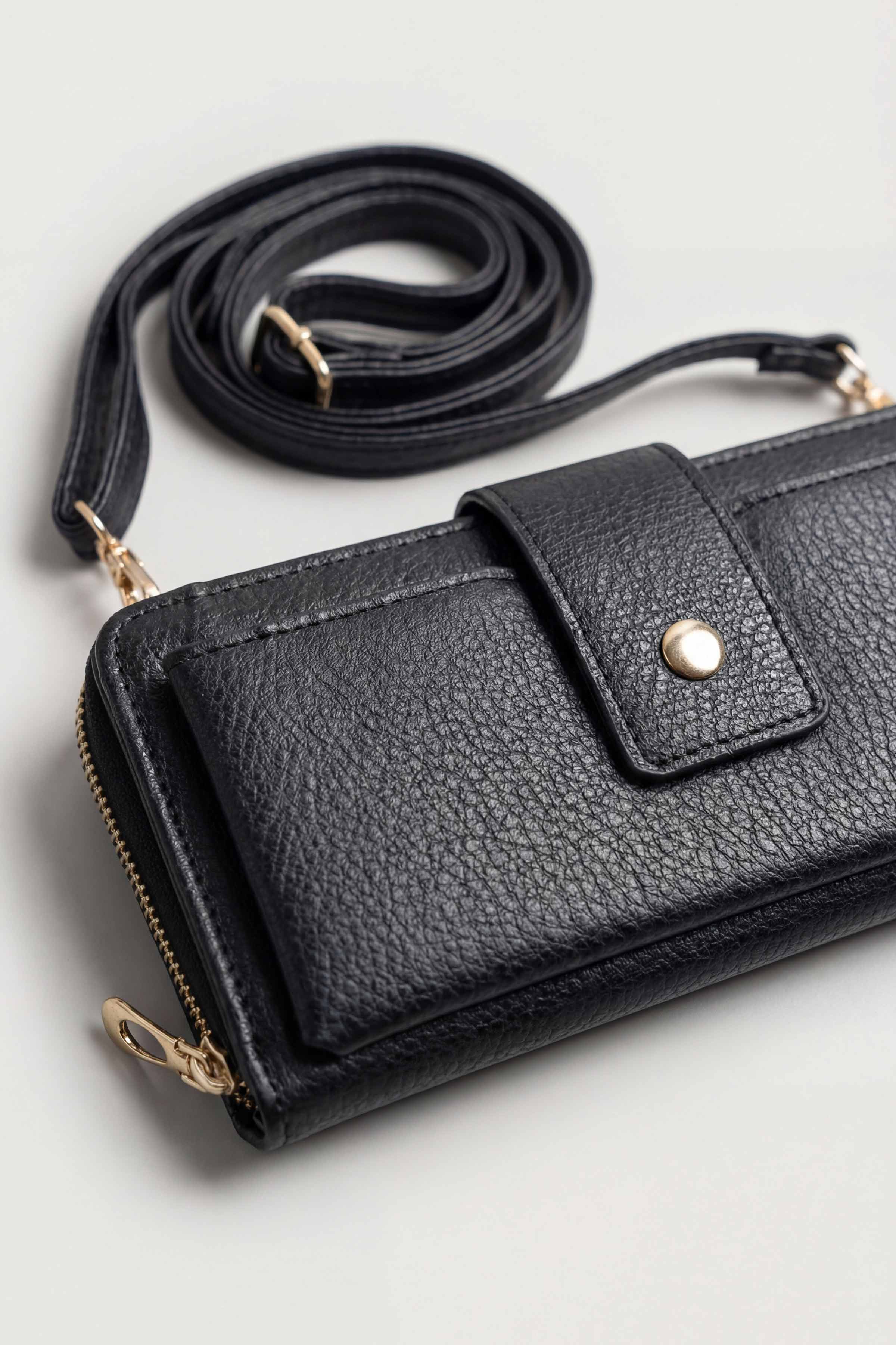 Black Wallet-446642103