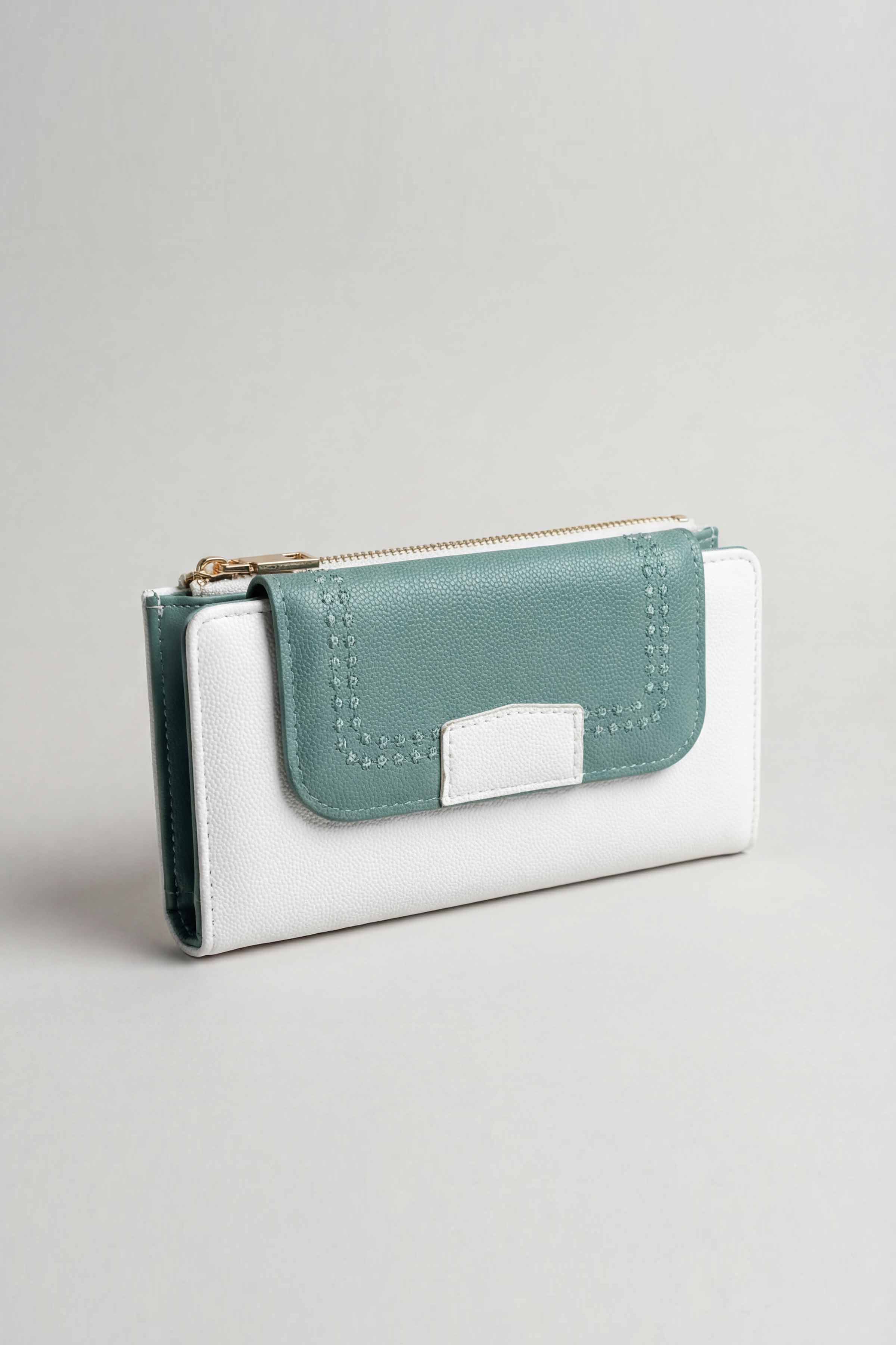 Green Wallet-446652104 for Women - Fashion Collection | Nishat | Shop Online