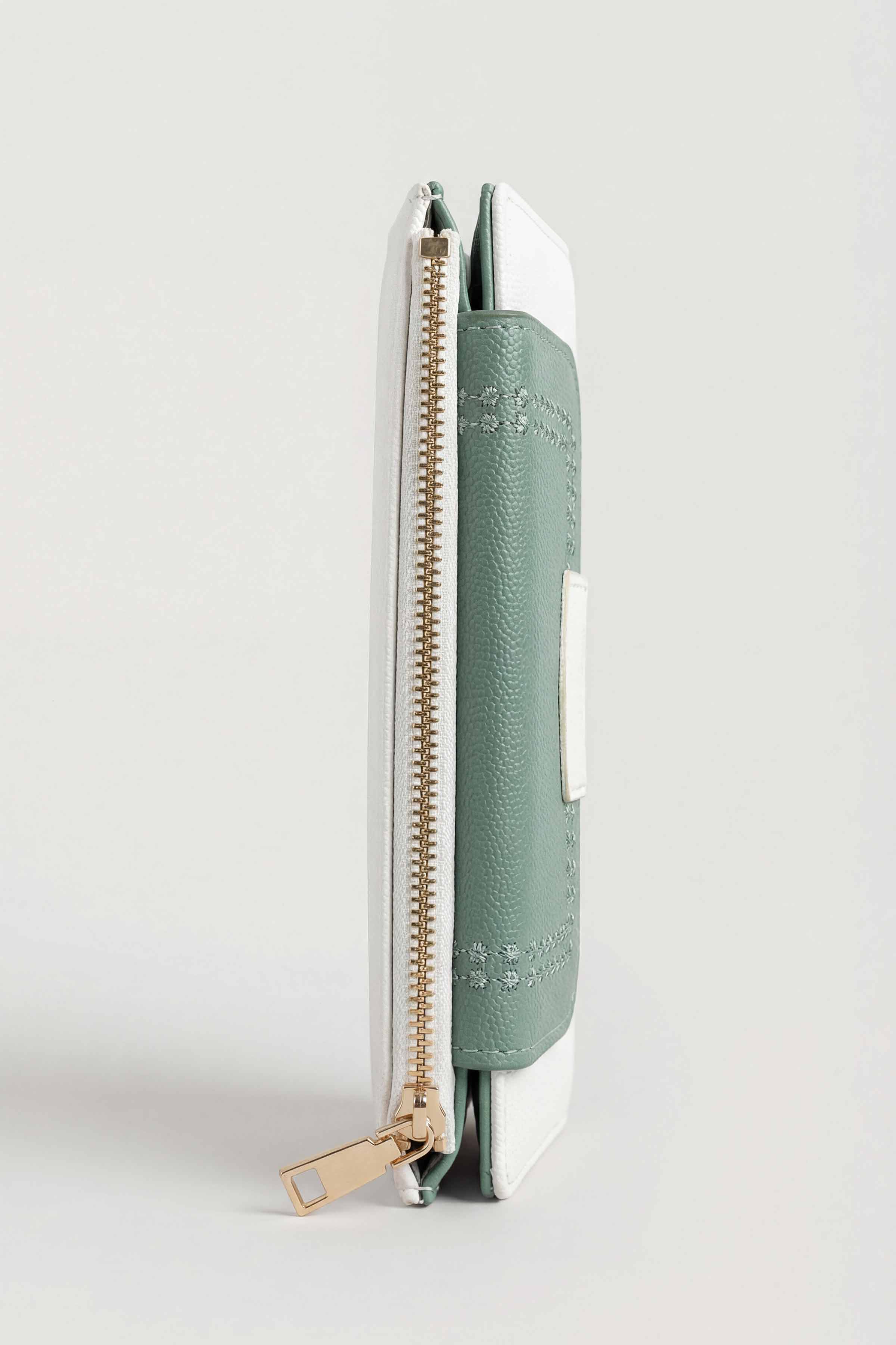 Green Wallet-446652104 for Women - Fashion Collection | Nishat | Shop Online