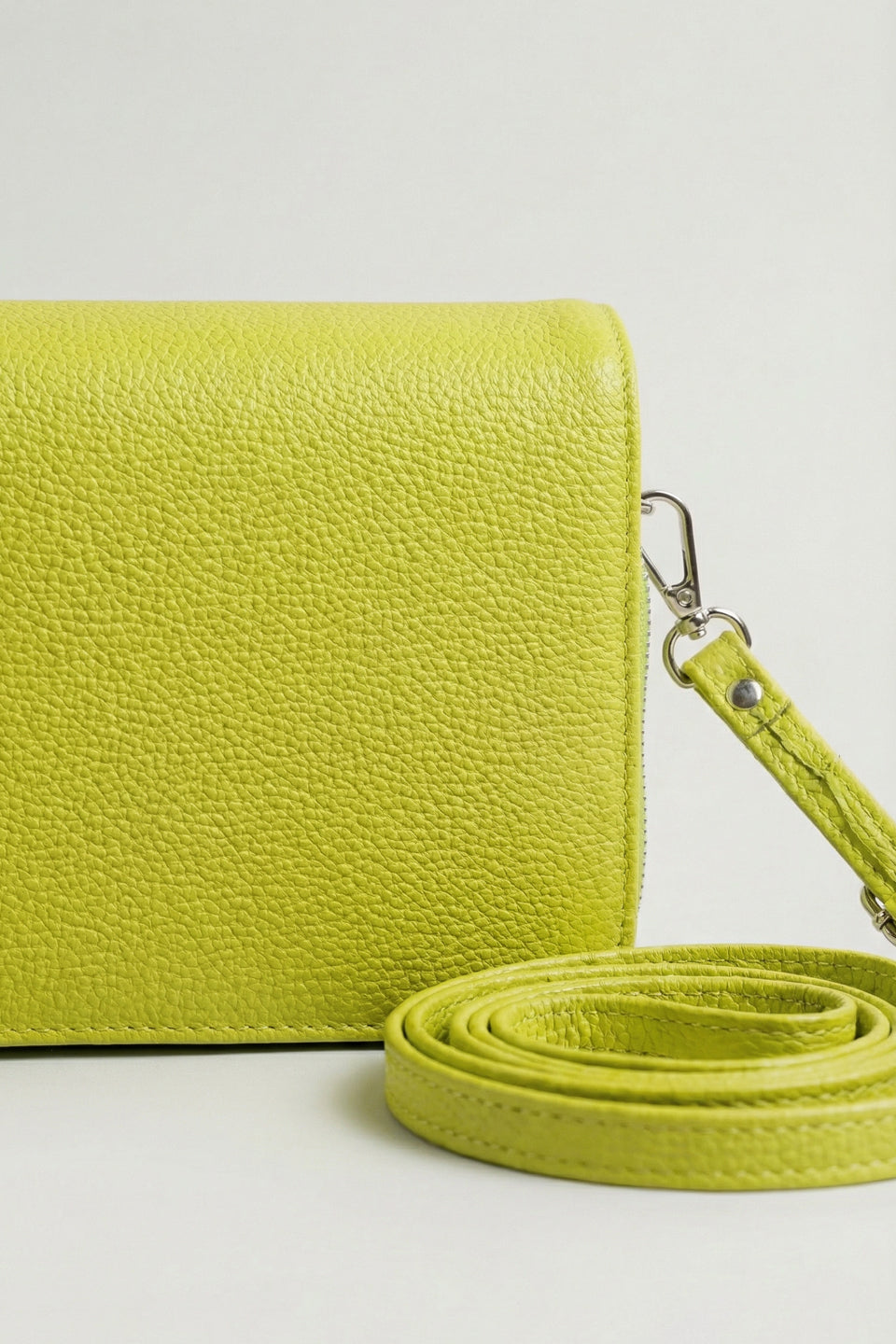 Green Wallet-446672104