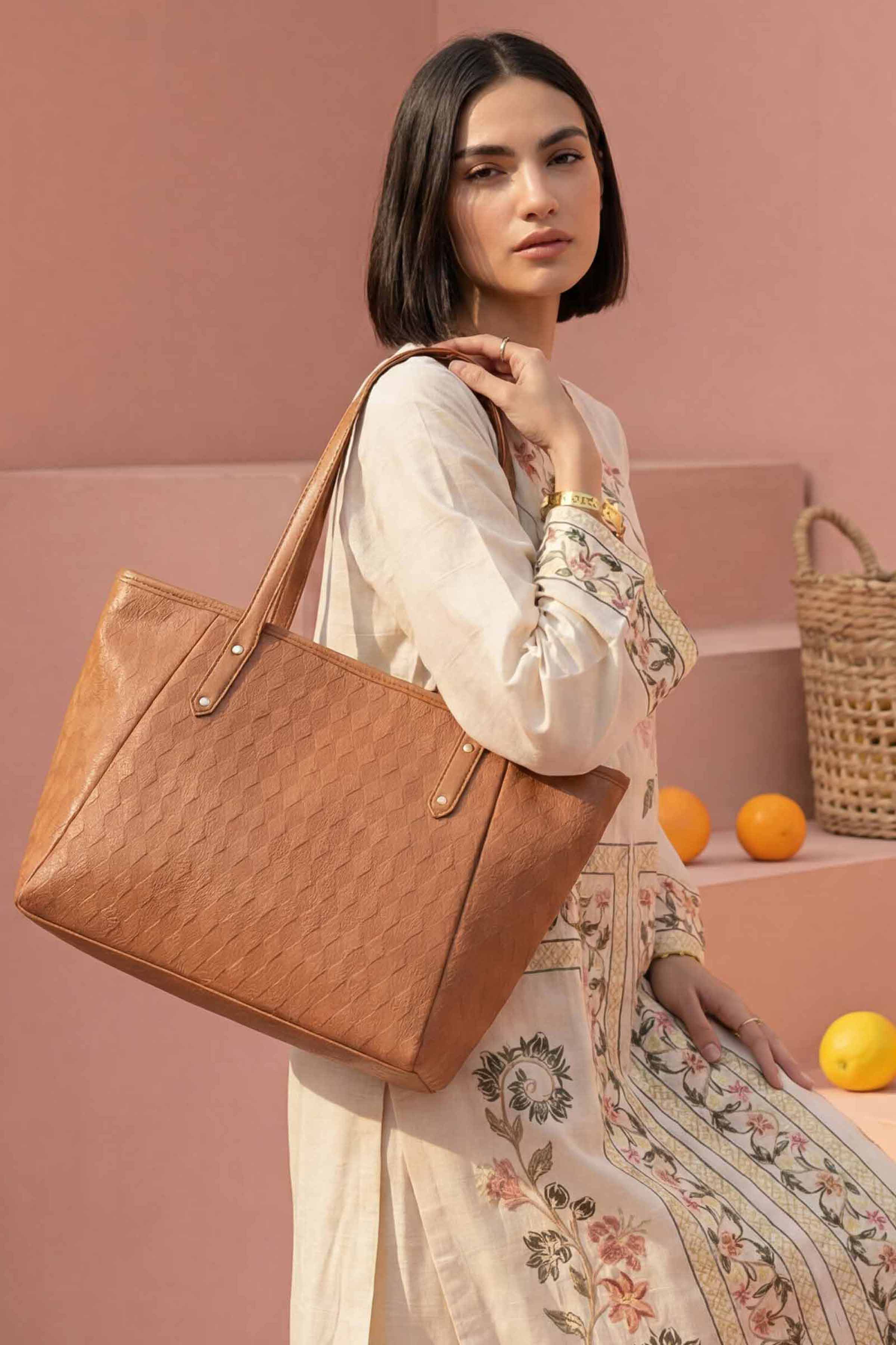 Brown Tote Bag-446842113