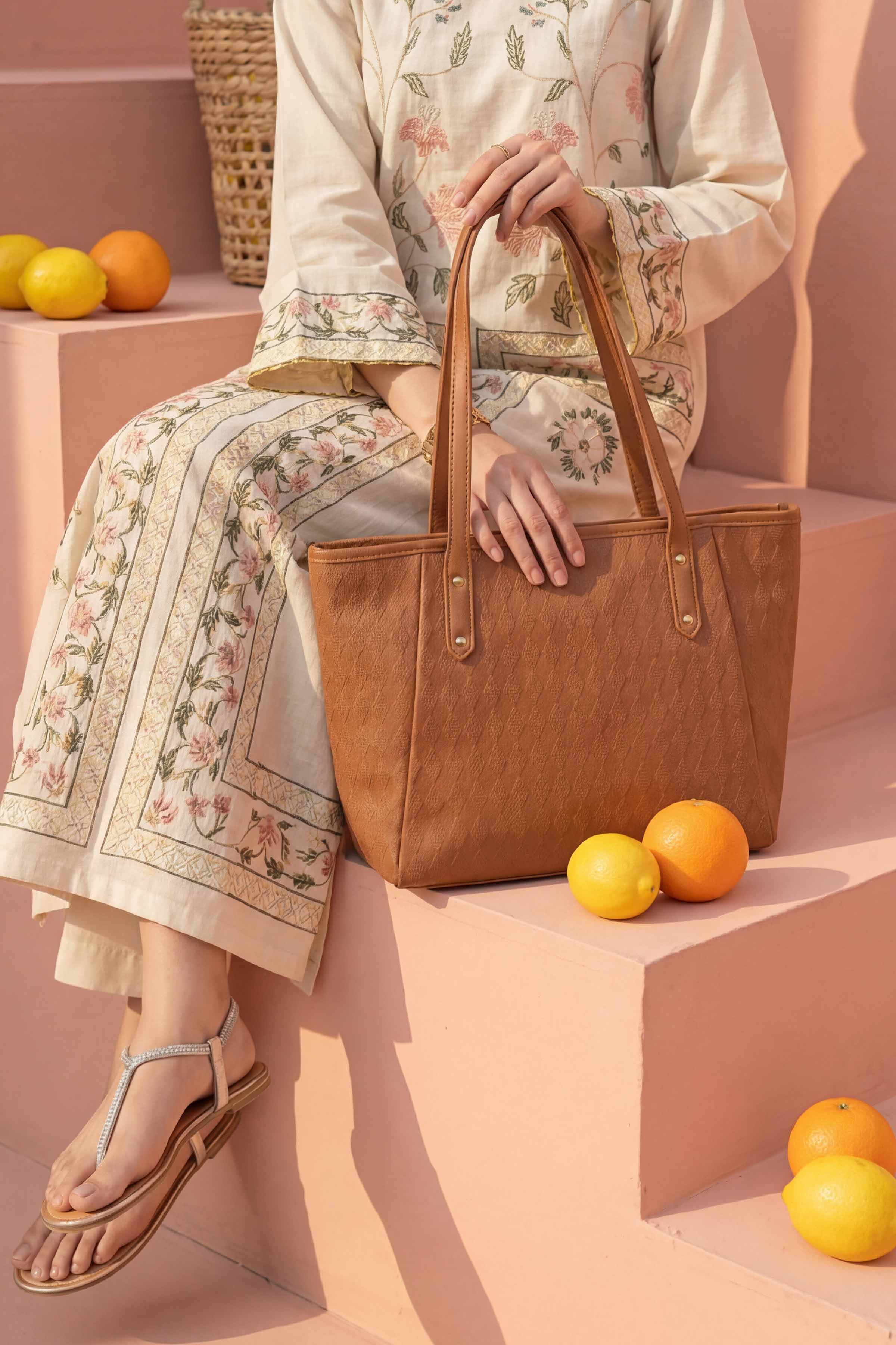 Brown Tote Bag-446842113