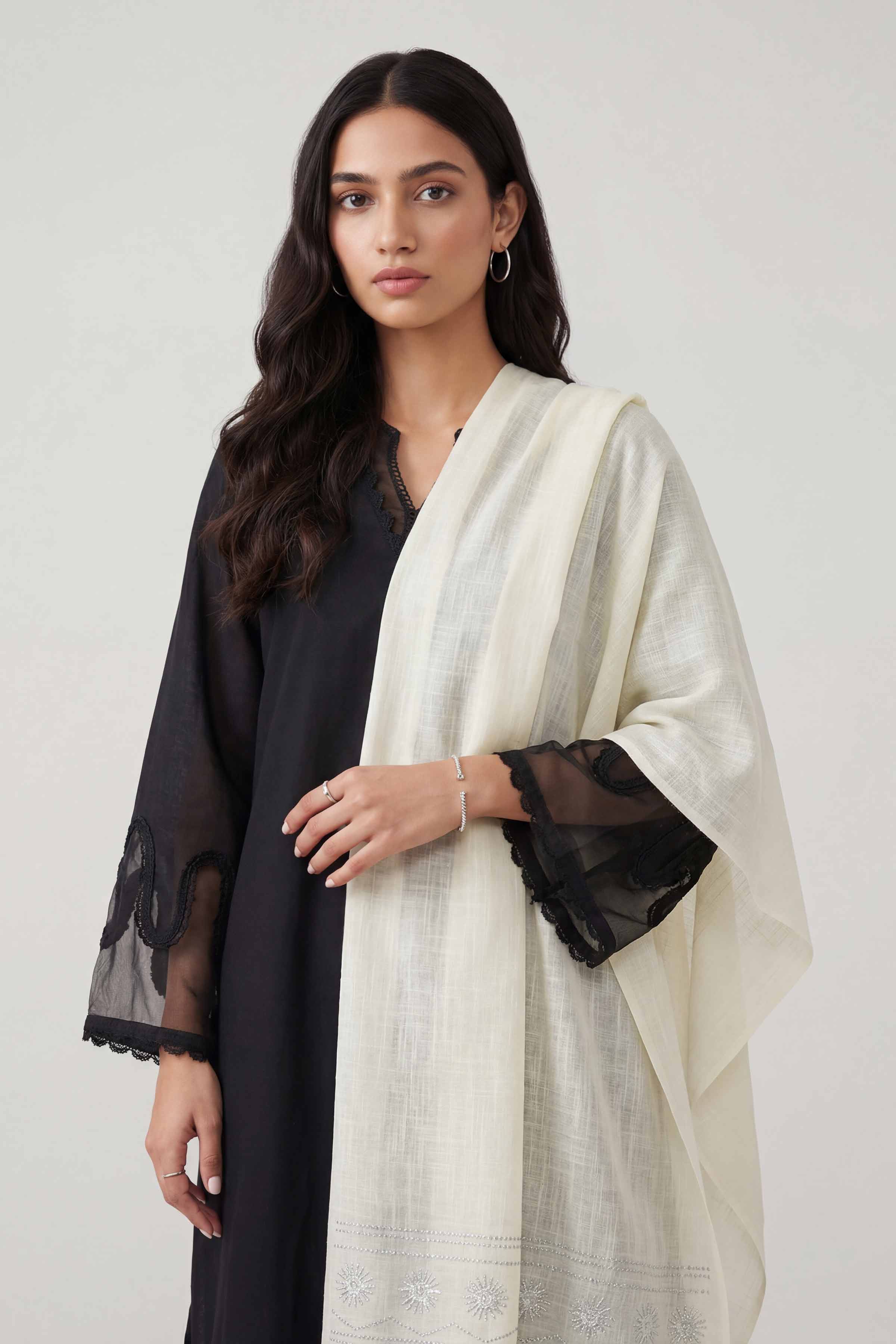 Off White Women Scarf-447392107
