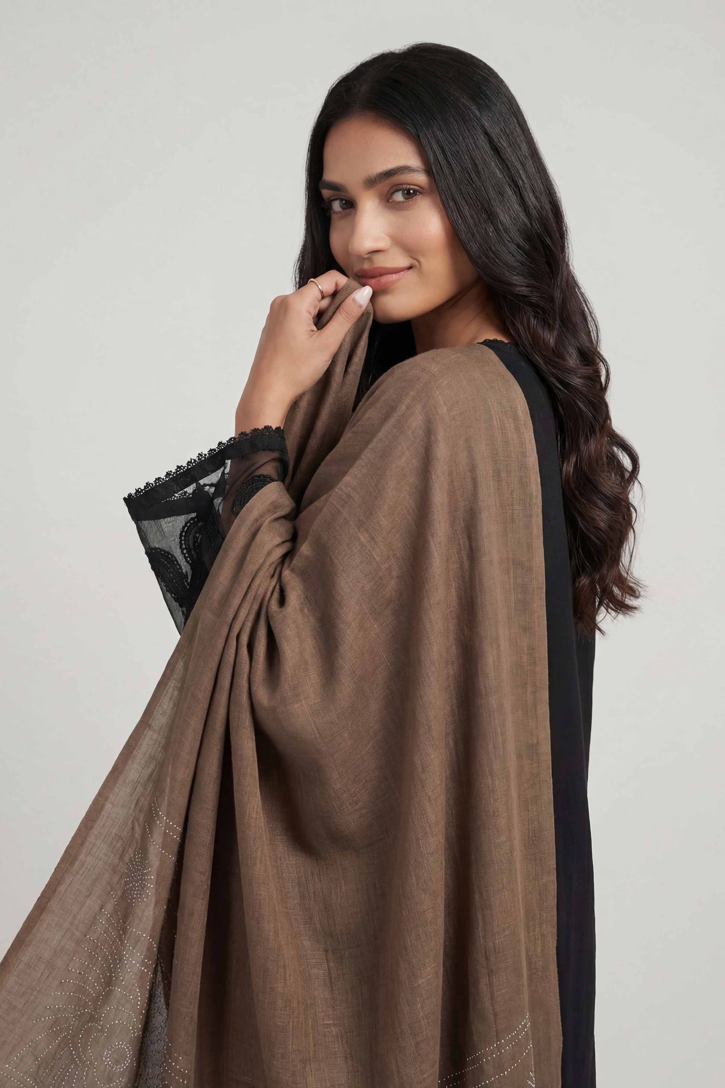 Coffee Women Scarf-447392117