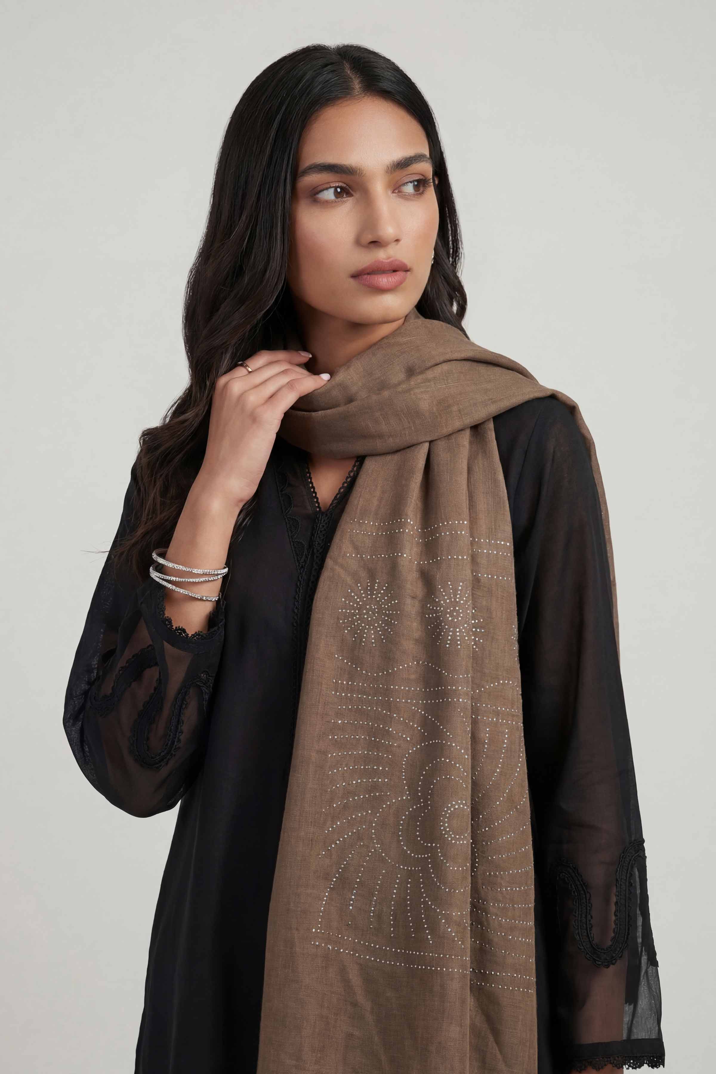 Coffee Women Scarf-447392117