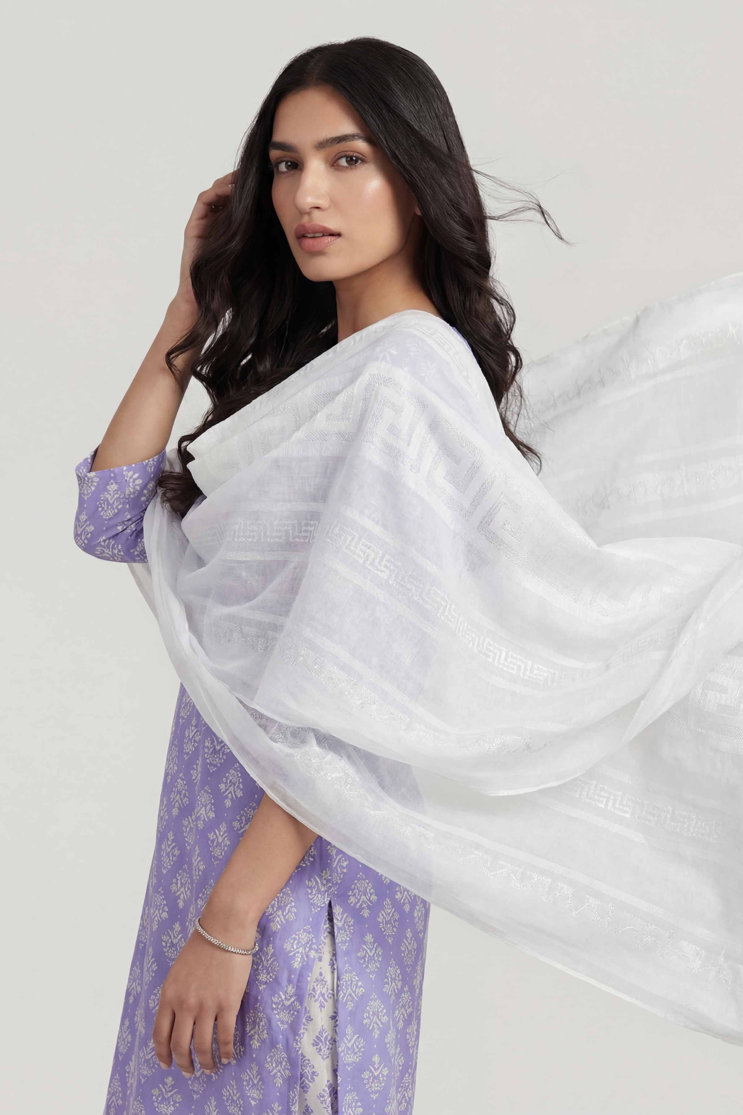 Off White Women Scarf-447512107