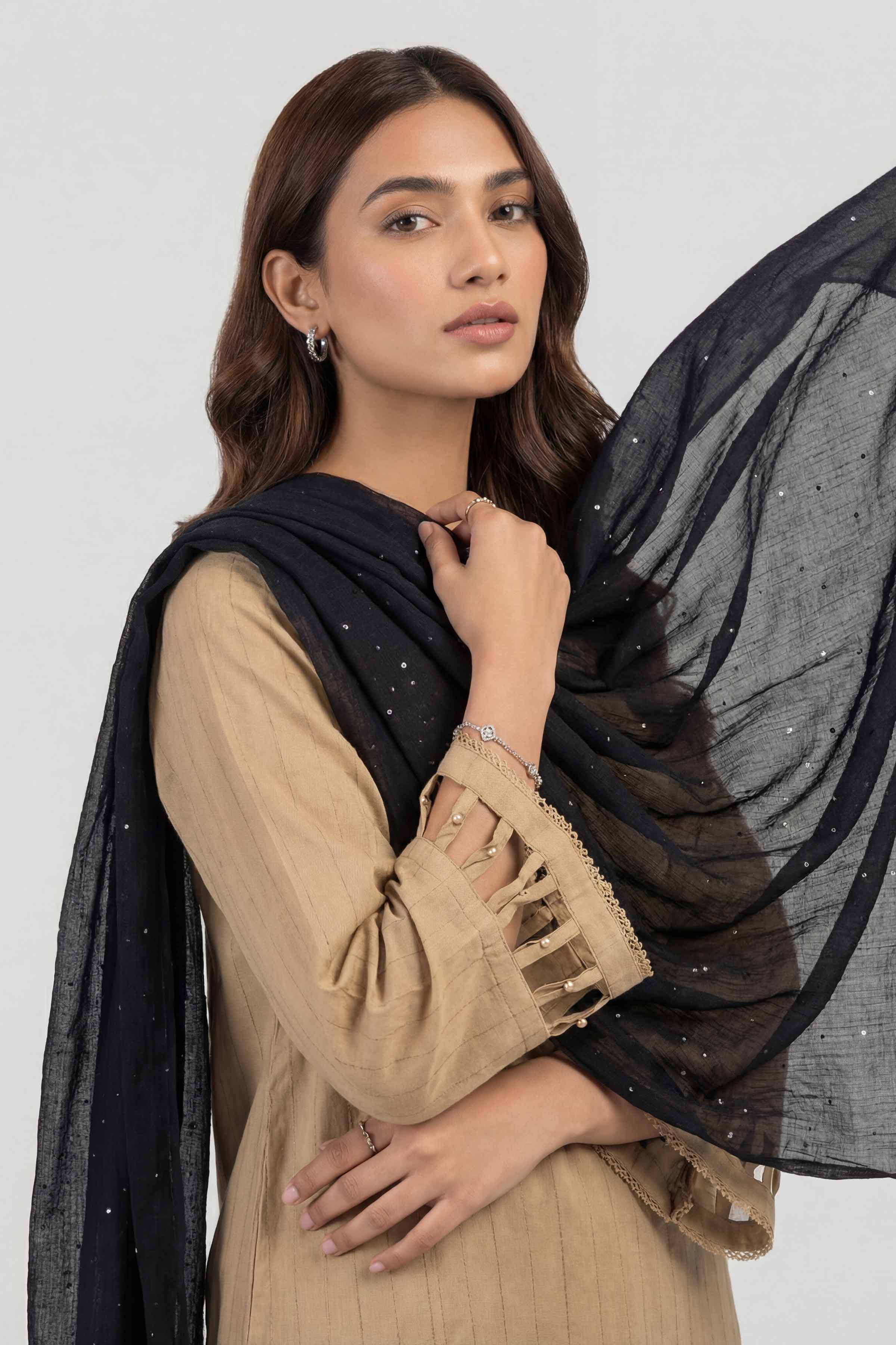 Black Women Scarf-447822103
