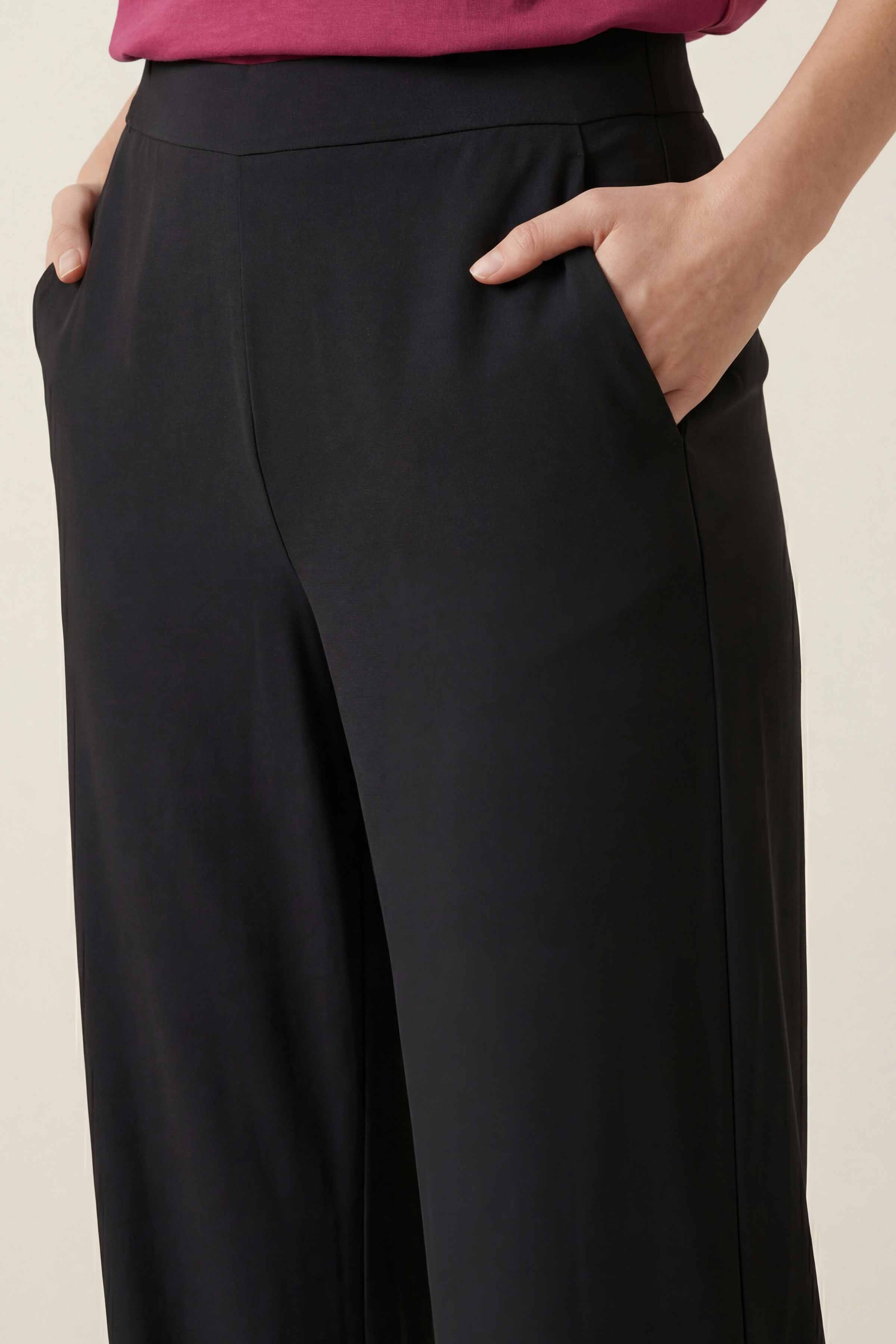 Black Women Pants-447950103