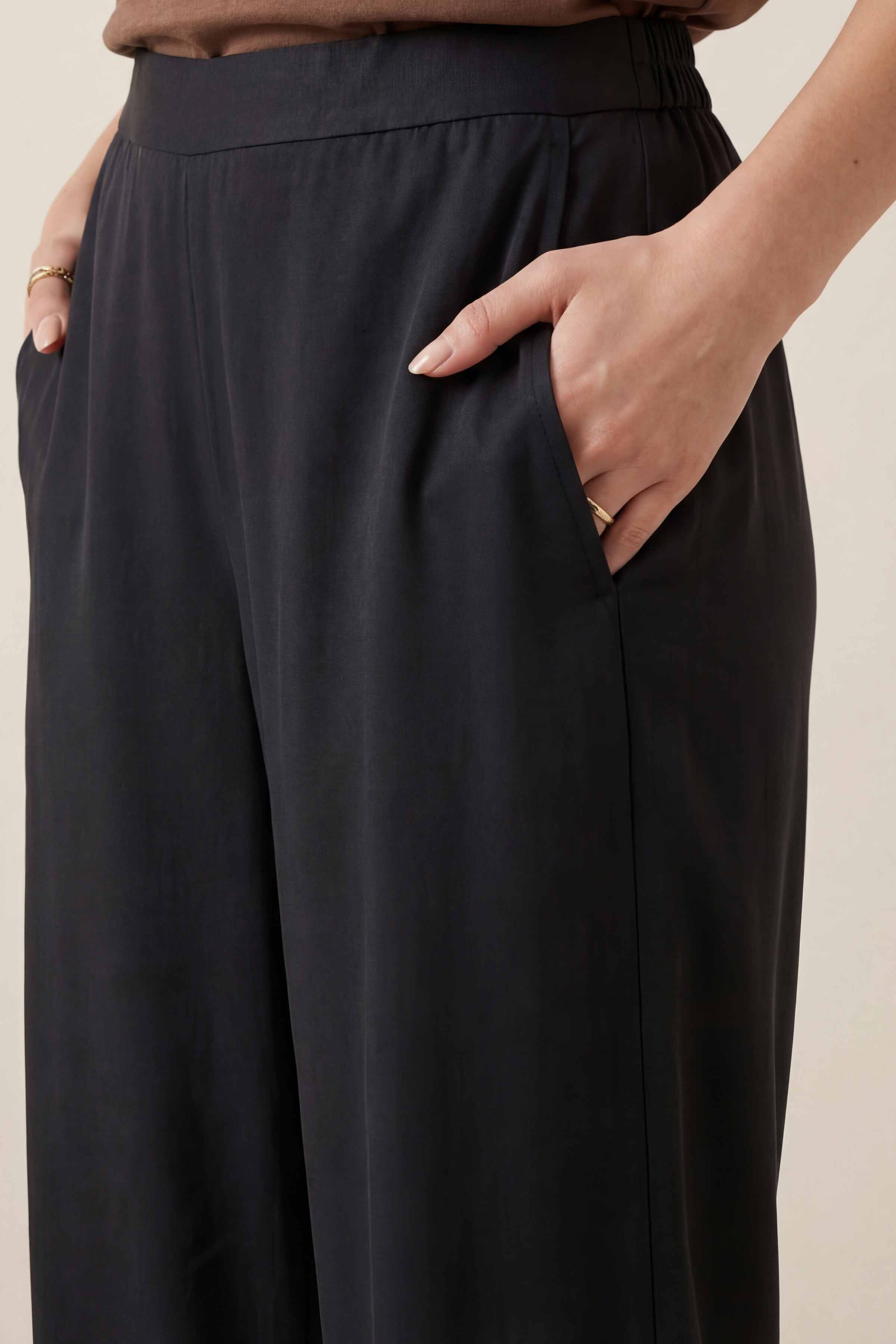 Jet Black Women Pants-447950111
