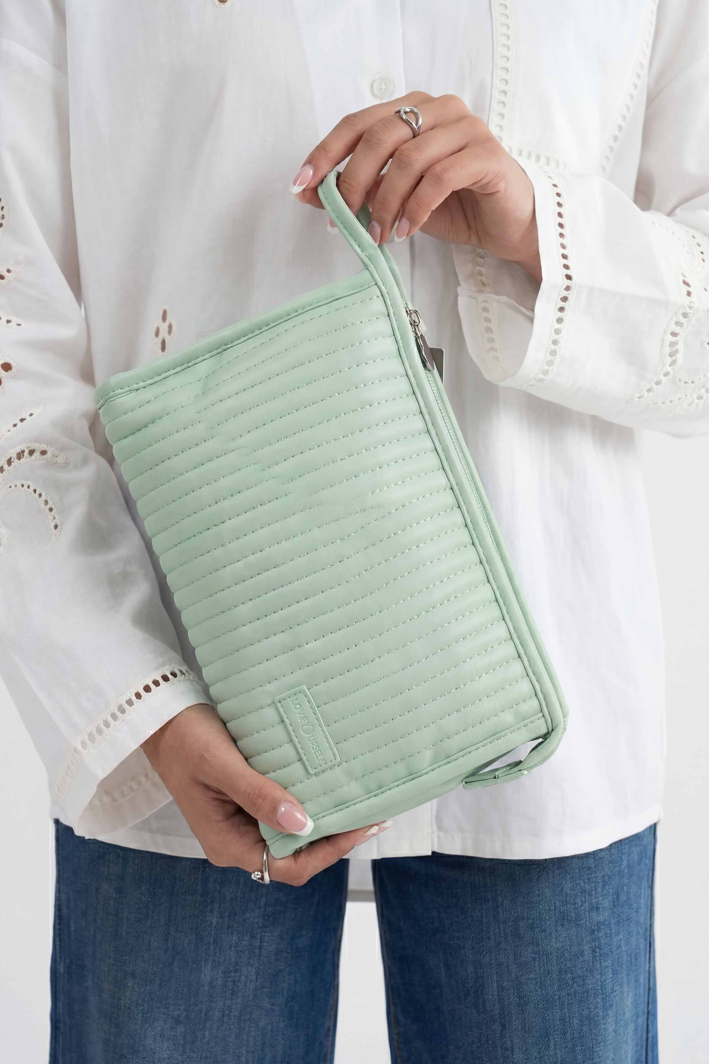 Green Vanity Bag-448312104