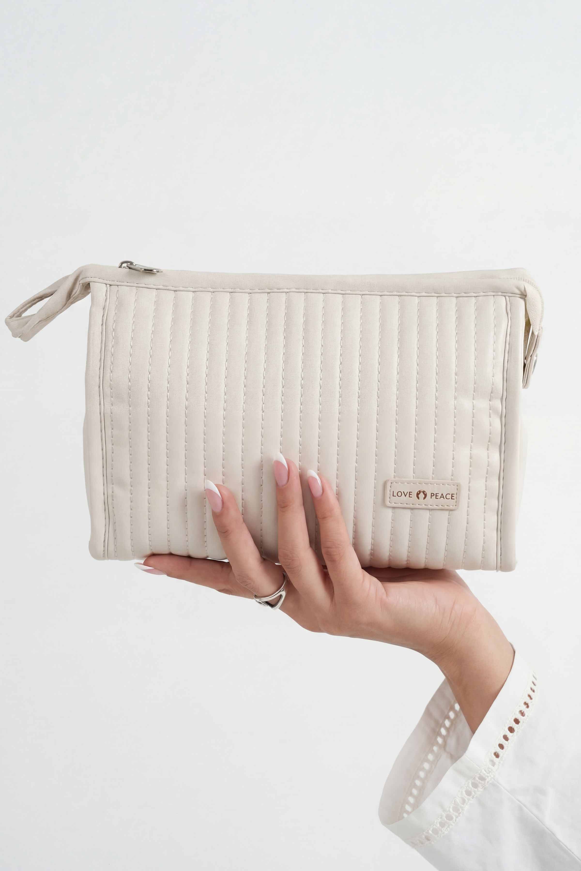 Off White Vanity Bag-448312107