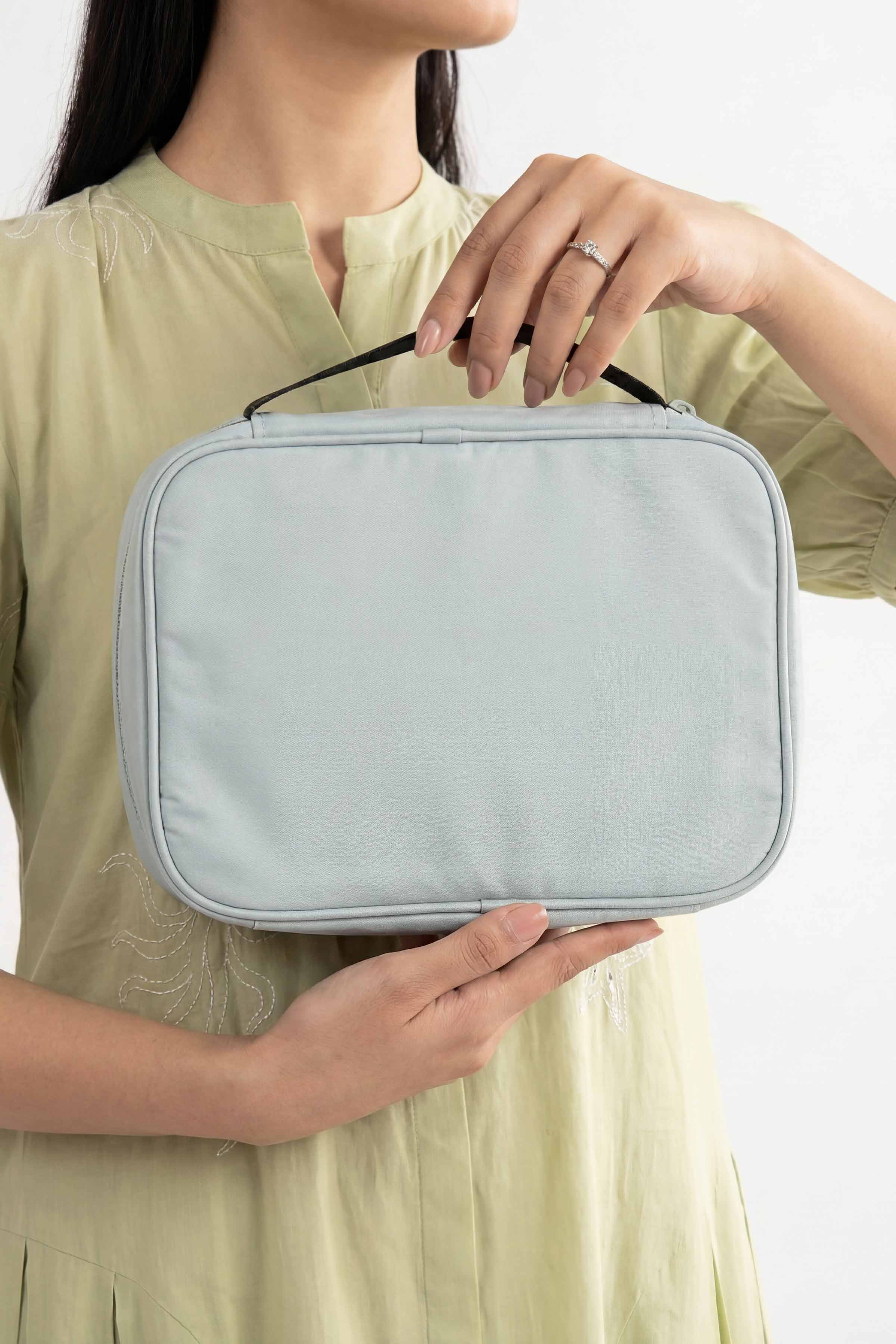 Green Vanity Bag-448342104