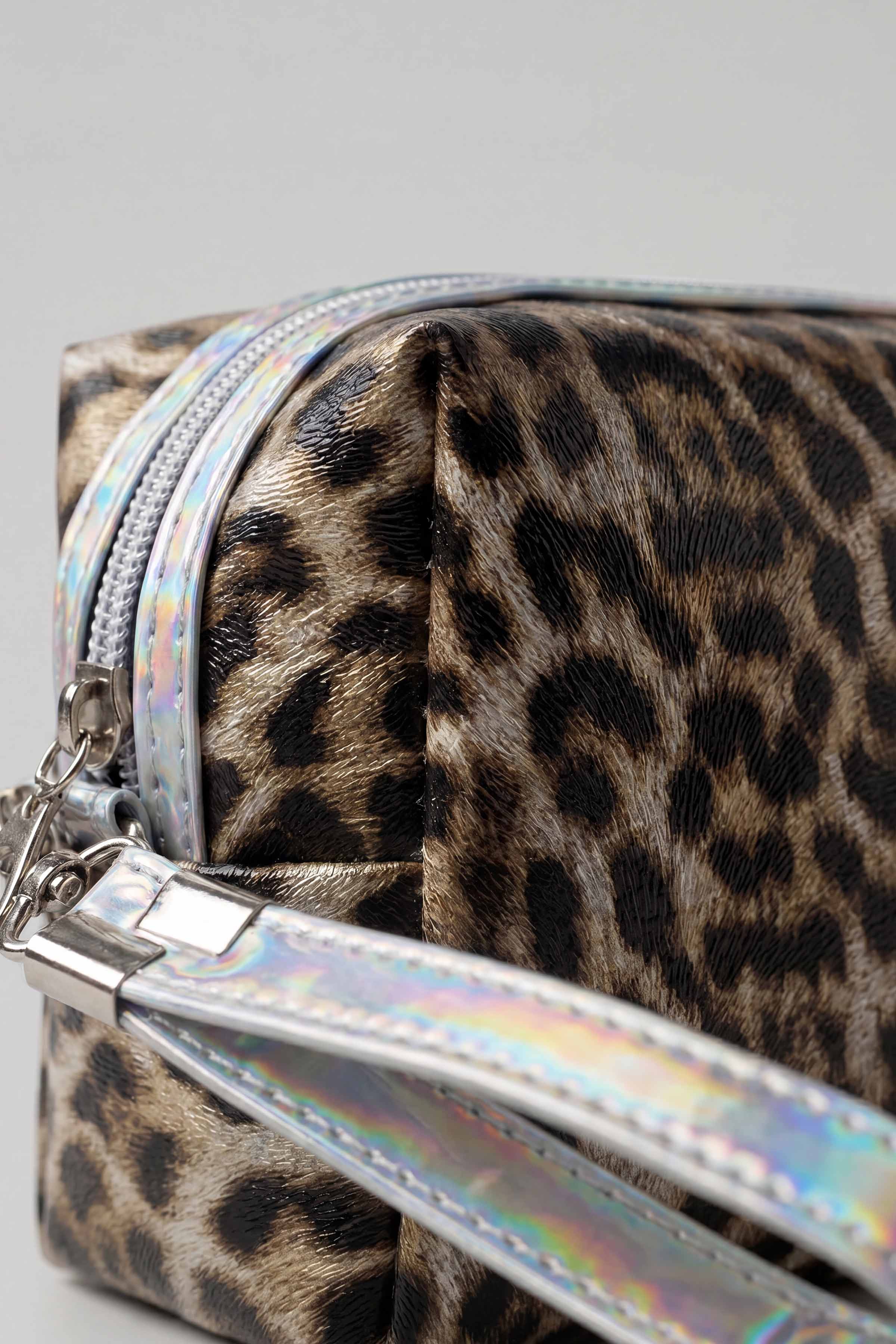 Brown Vanity Bag-448462113