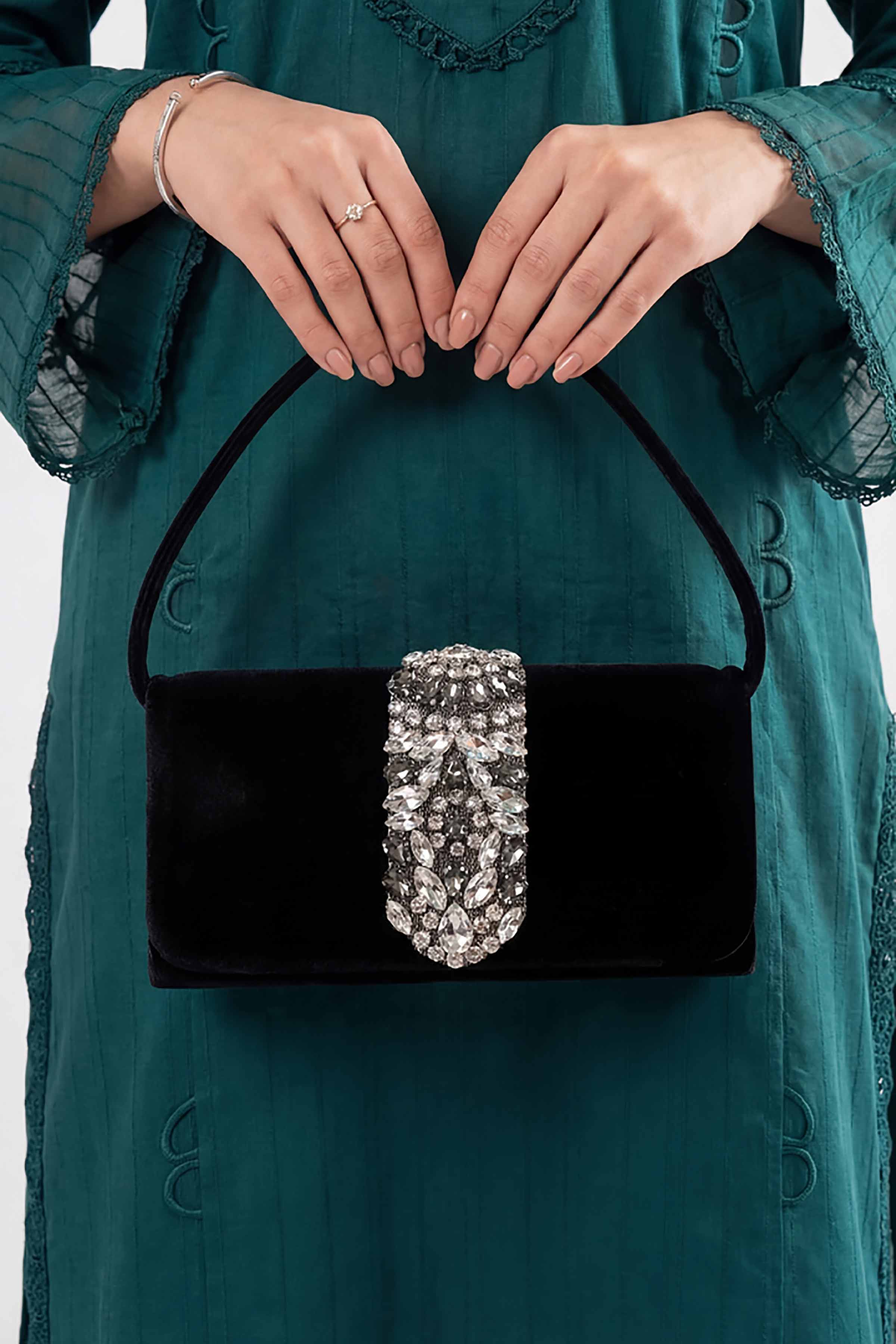 Black Clutch-448532103