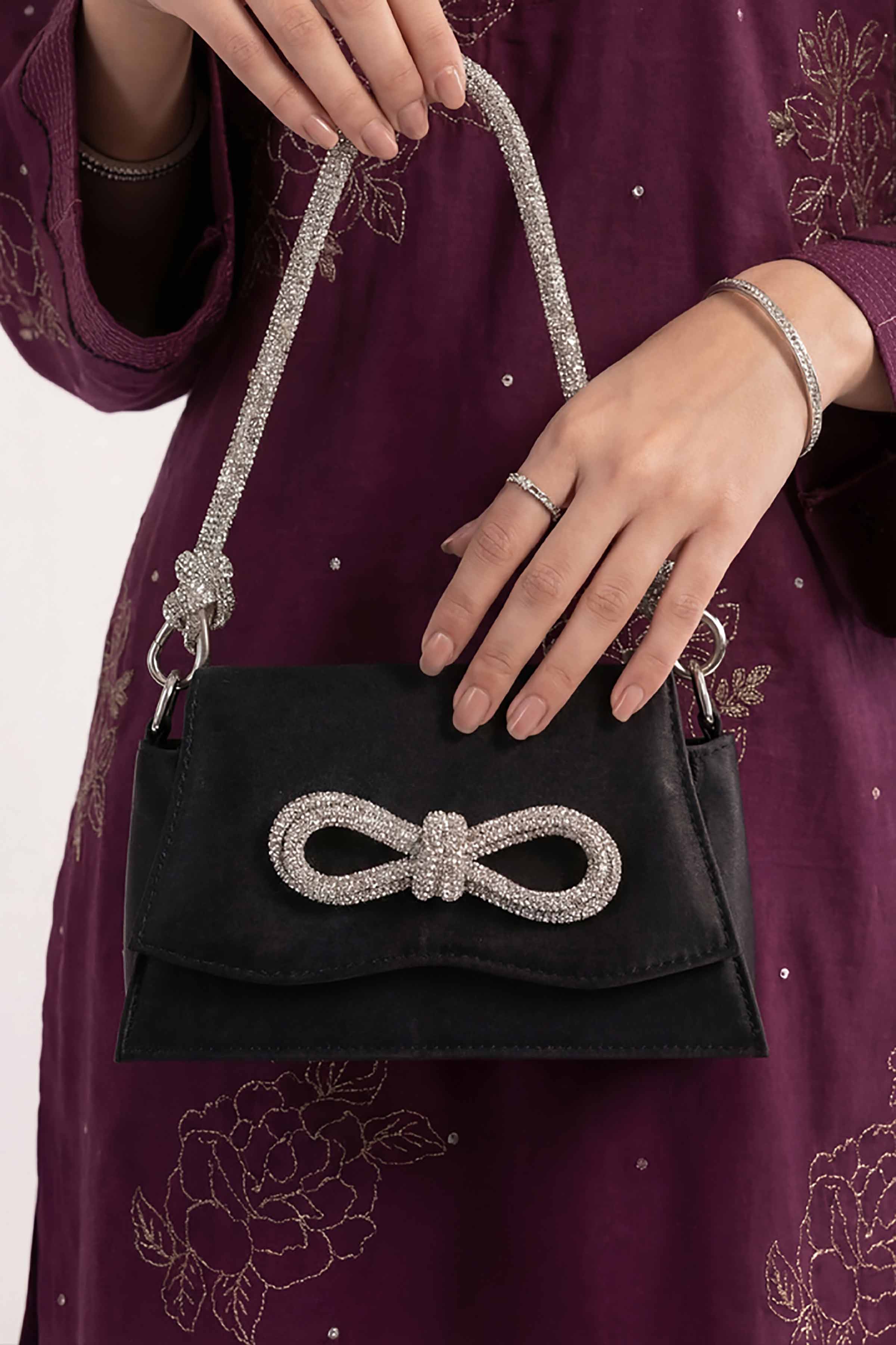 Black Clutch-448542103