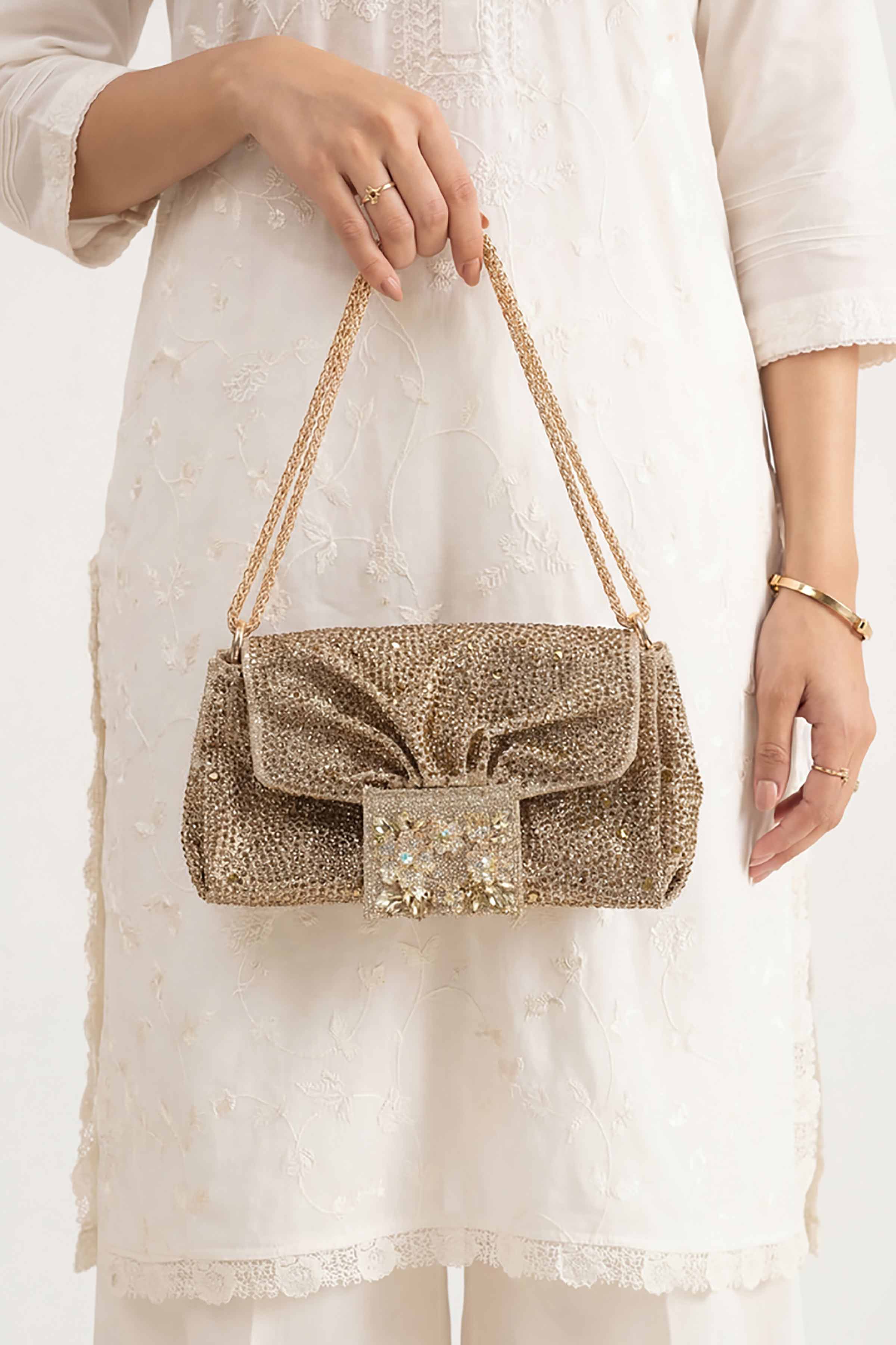 Gold Clutch-448572119