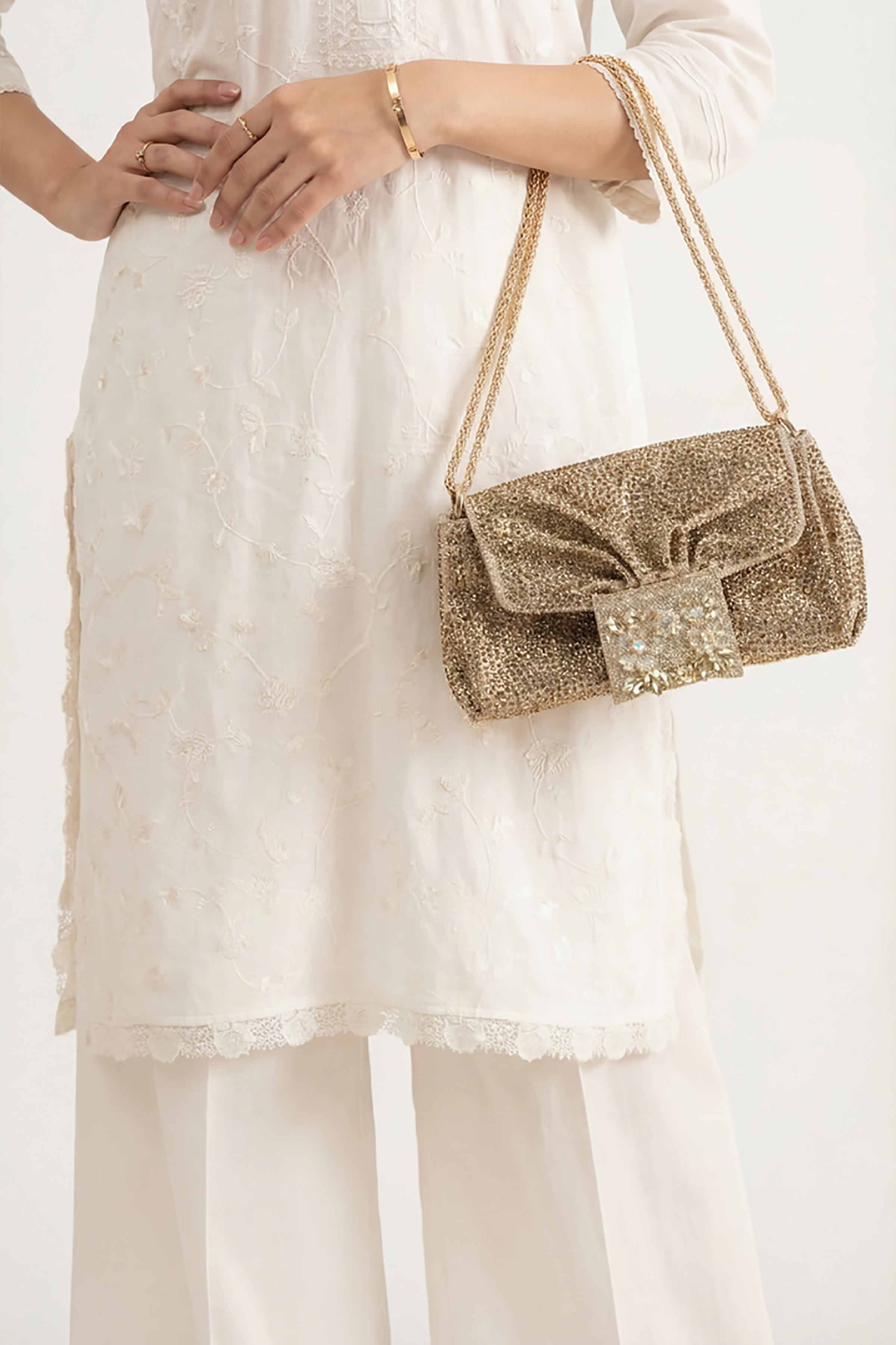 Gold Clutch-448572119