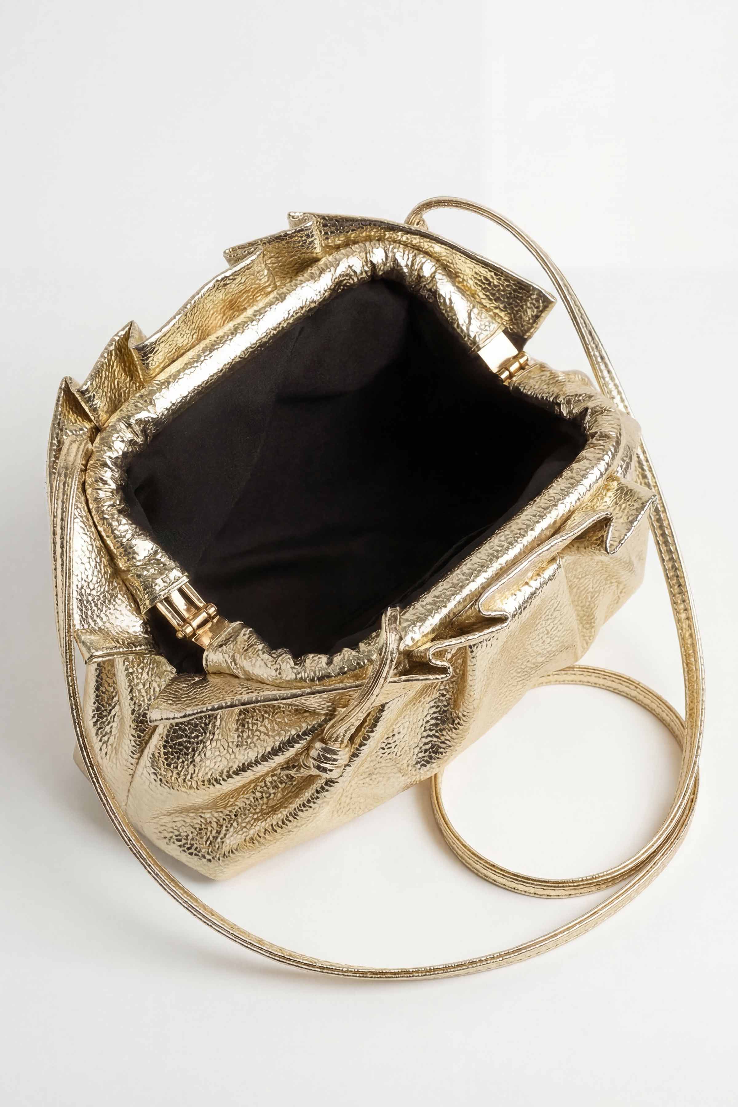 Gold Clutch-448592119