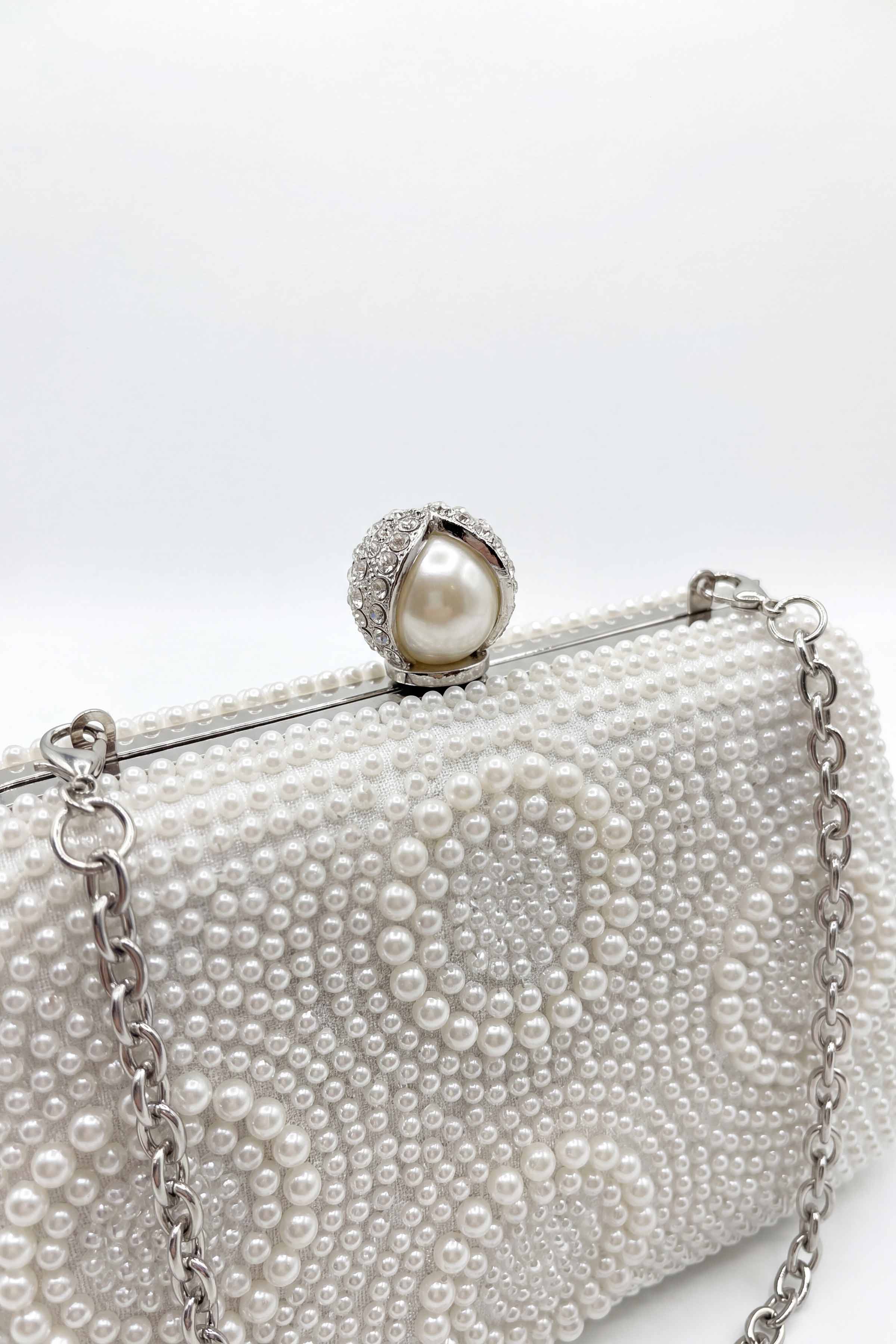 White Clutch-448832112