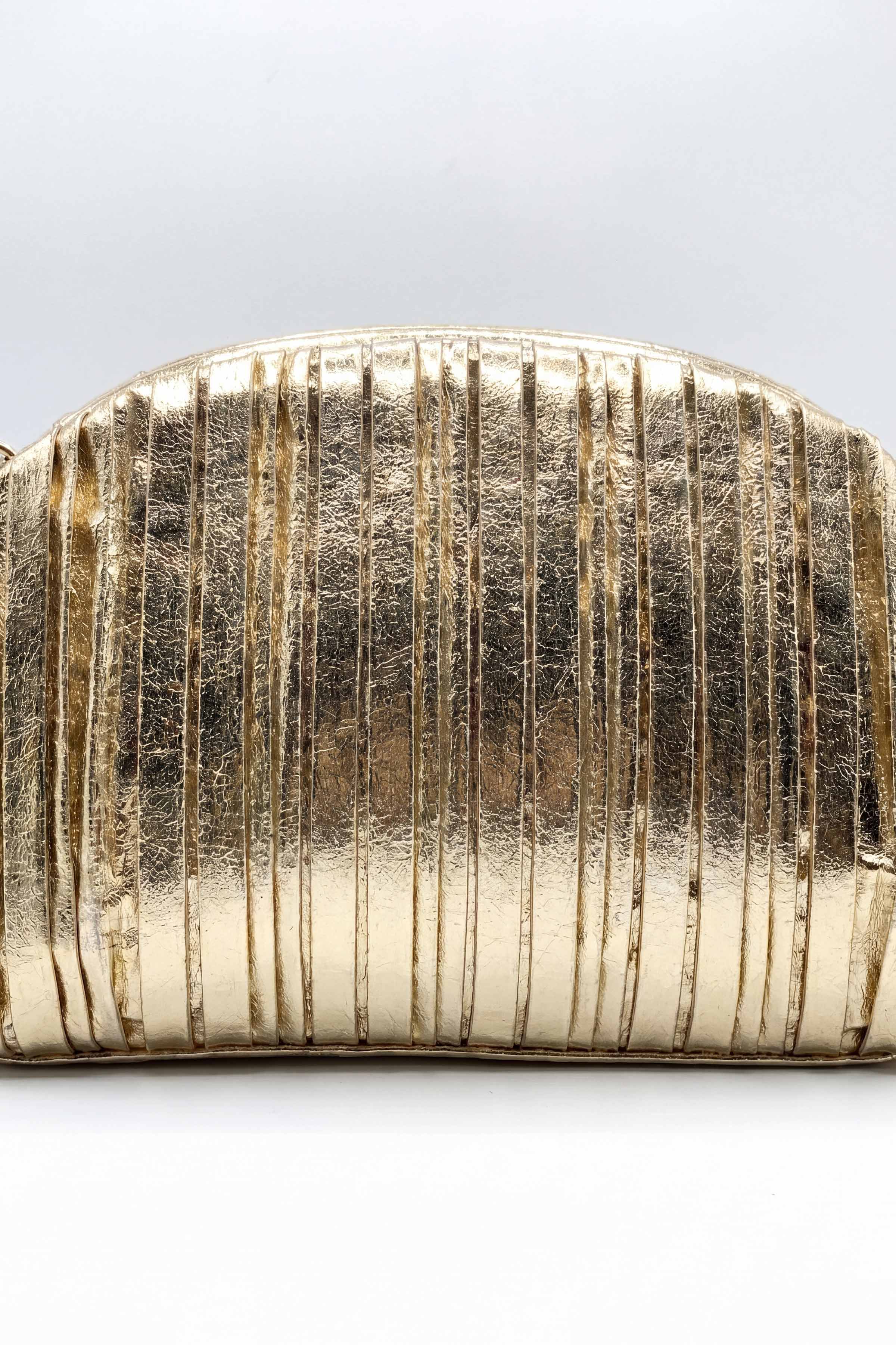 Gold Clutch-448932119