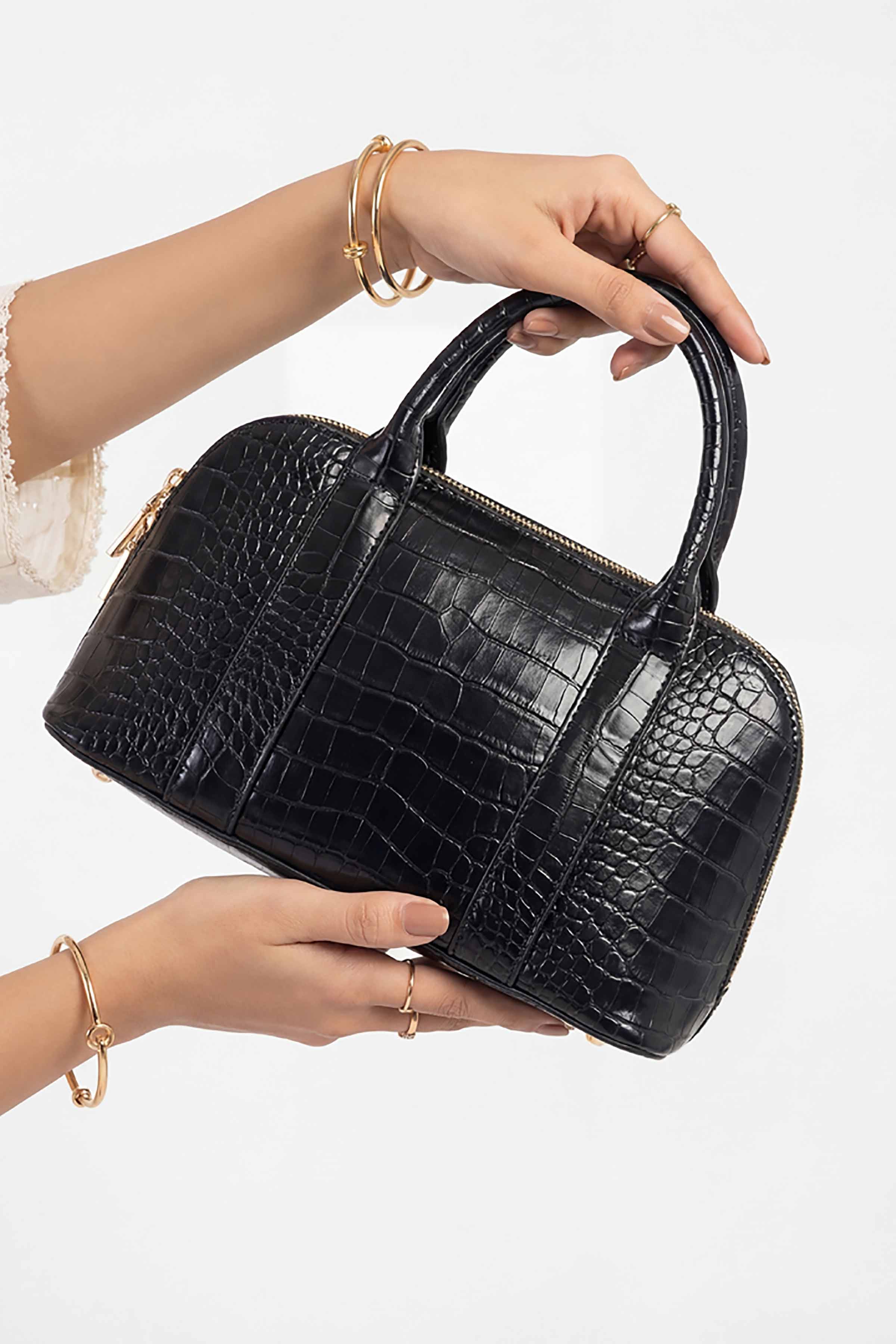 Black Hand Bag-449002103