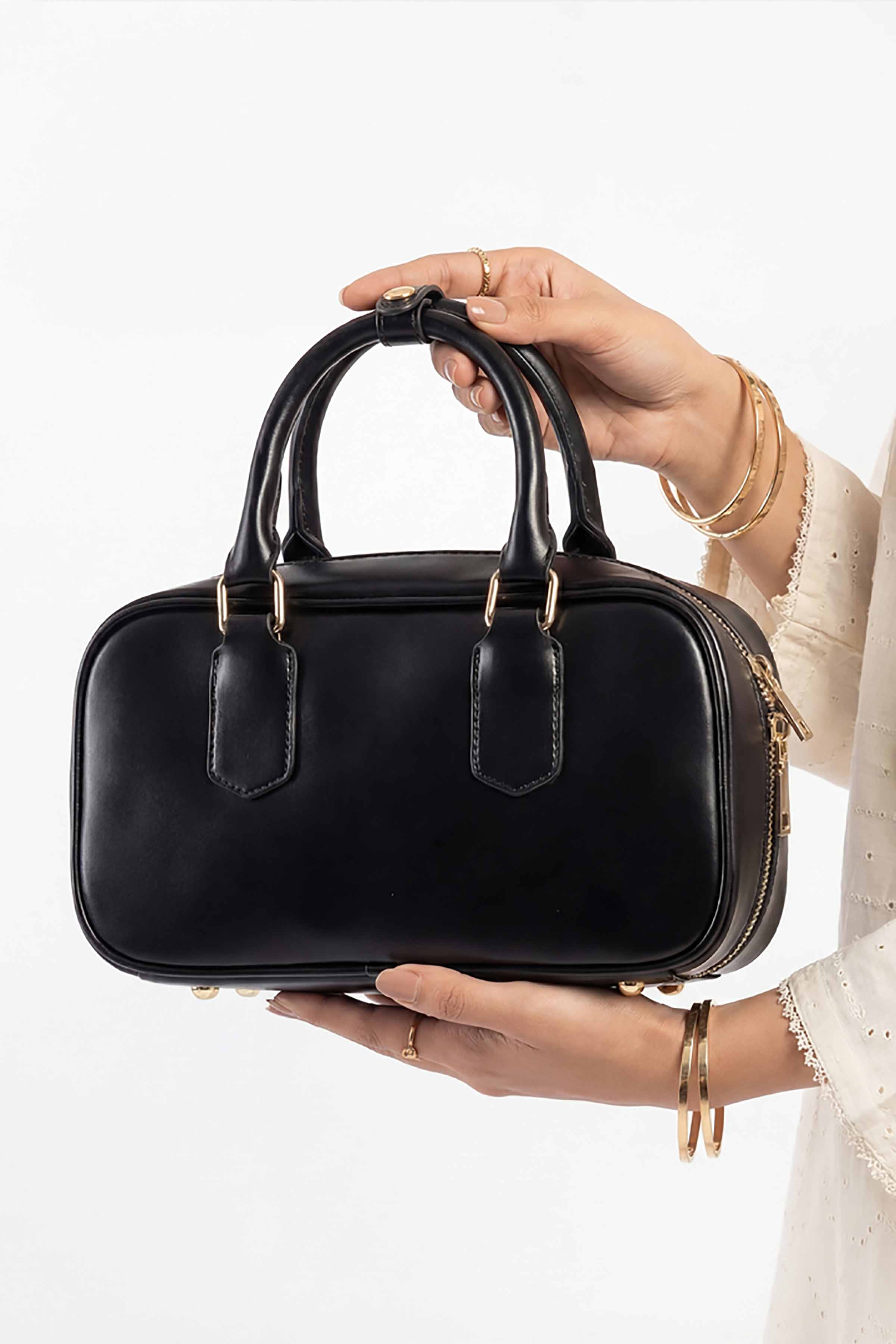 Black Hand Bag-449022103