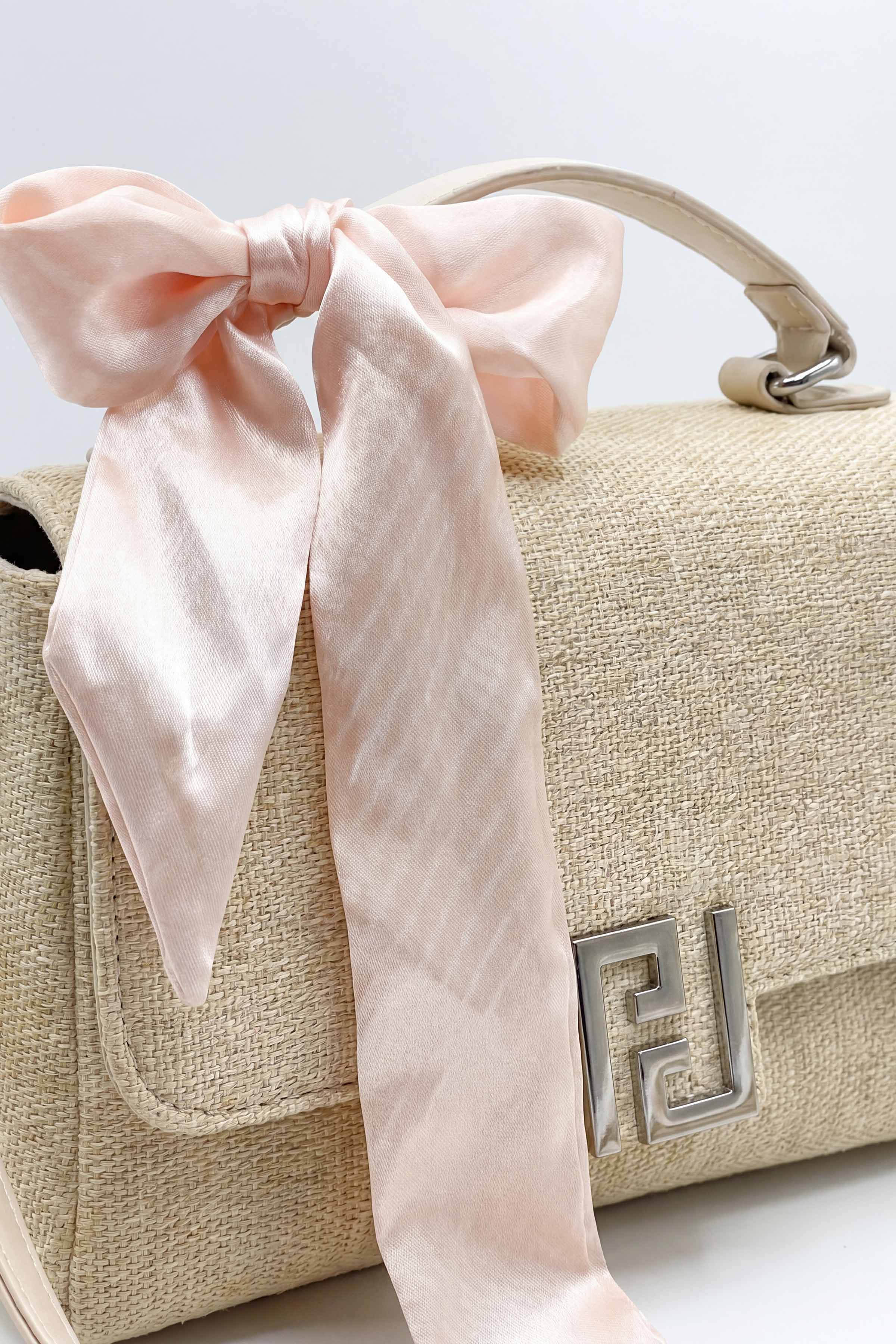Off White Hand Bag-449172107
