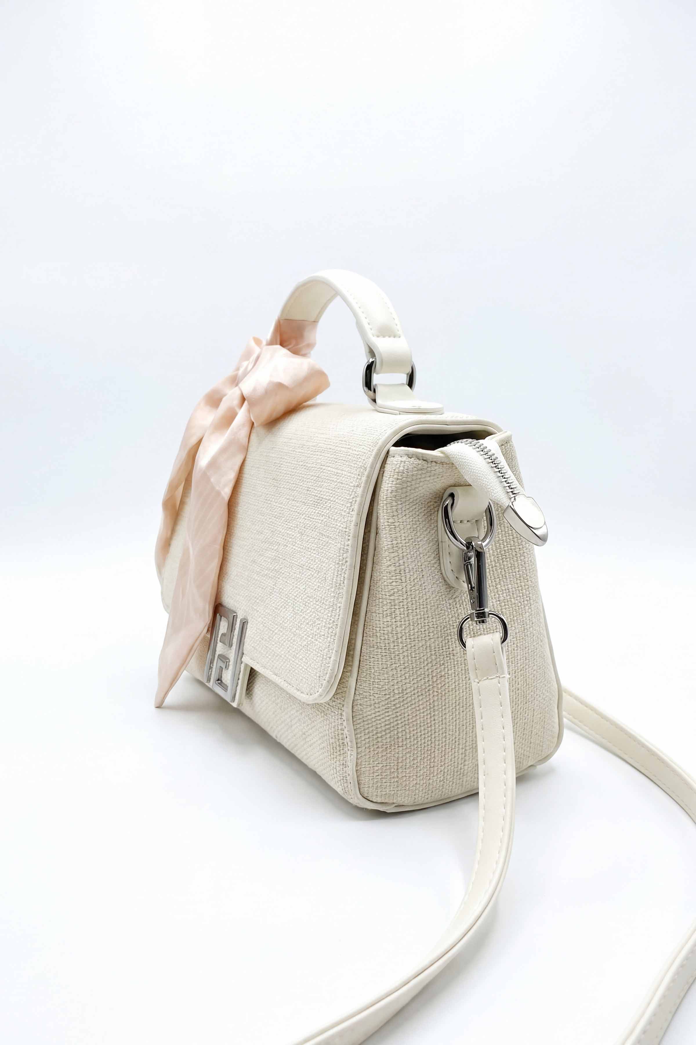 White Hand Bag-449172112