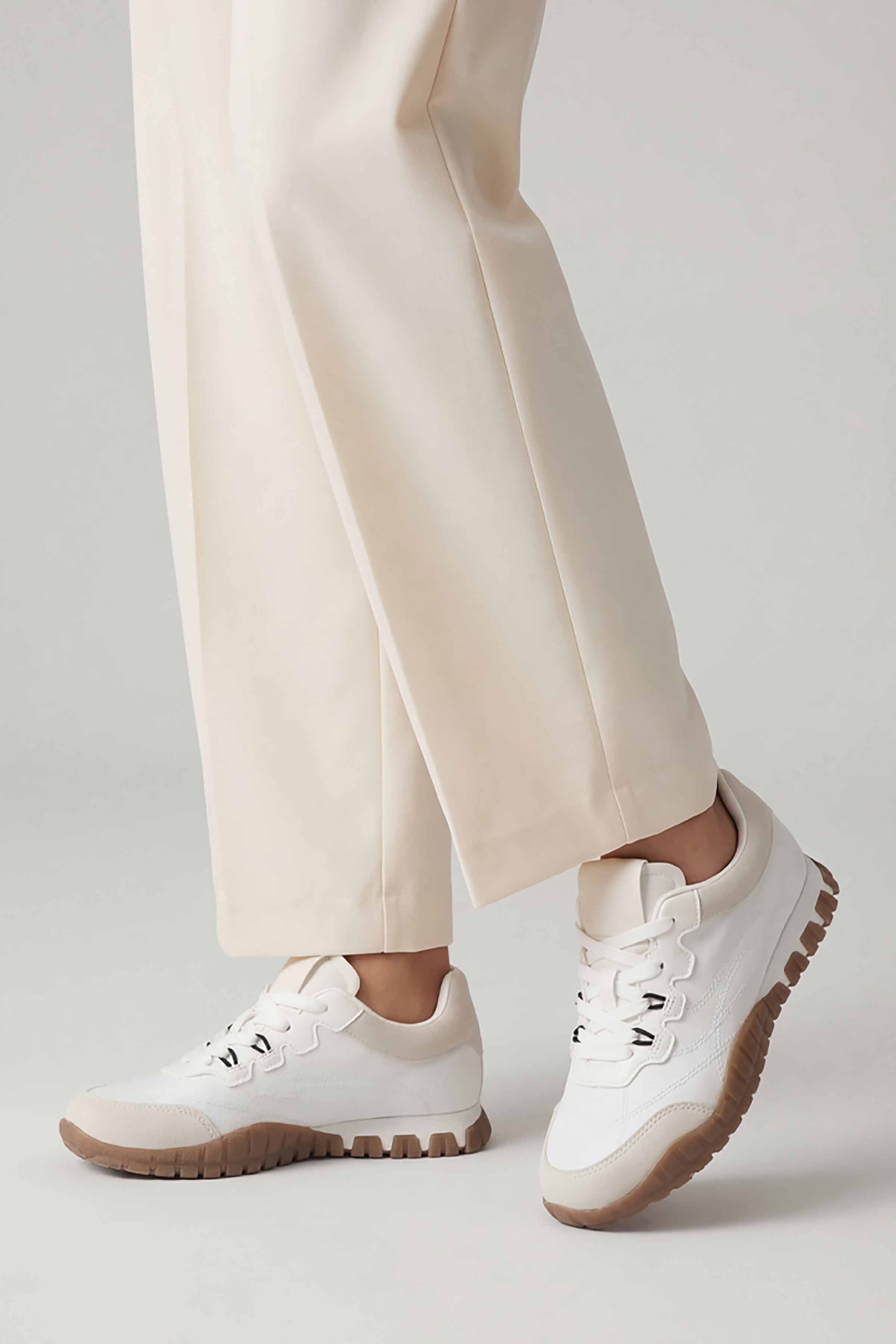 White Canvas-449252912