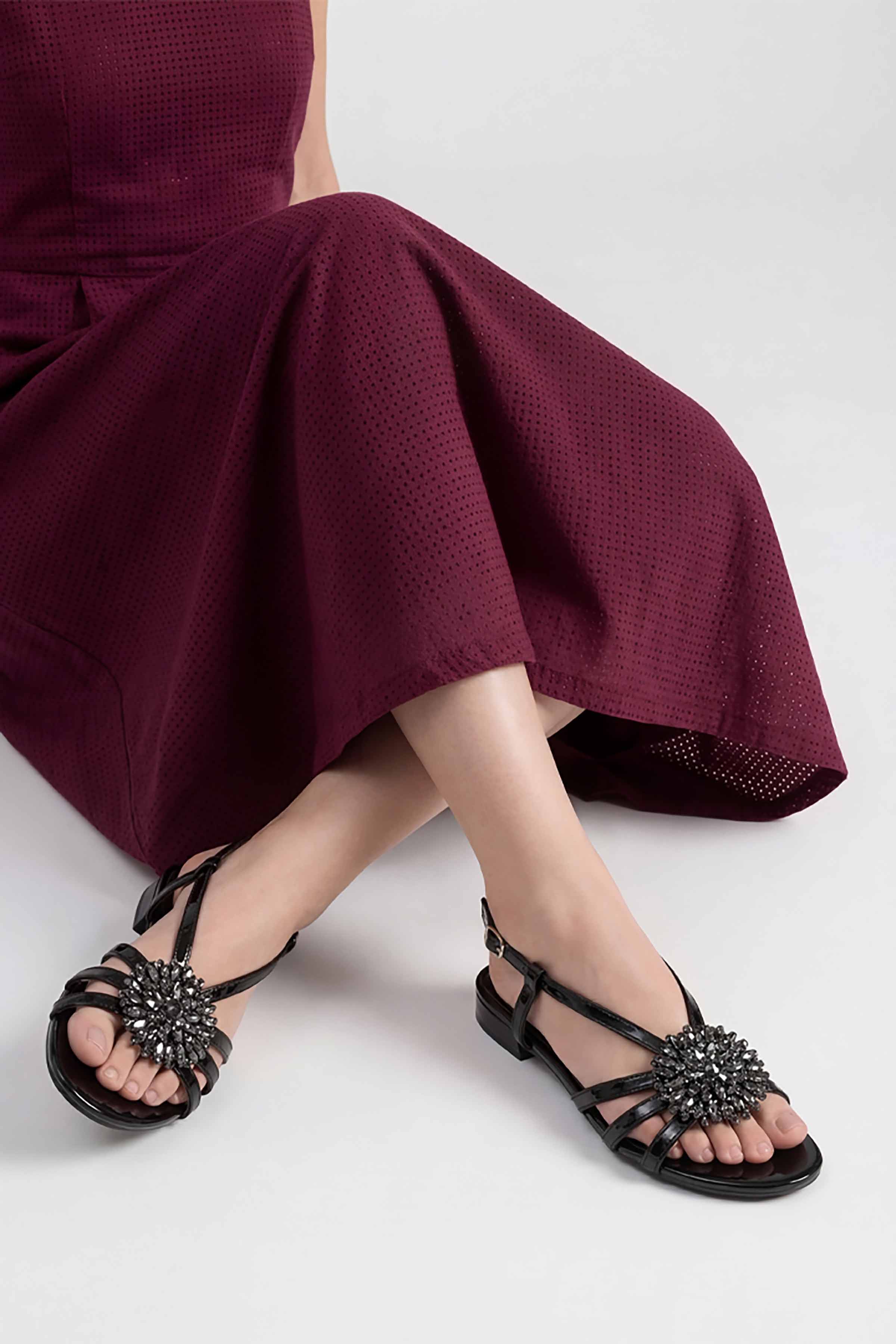 Black Sandals-449312903