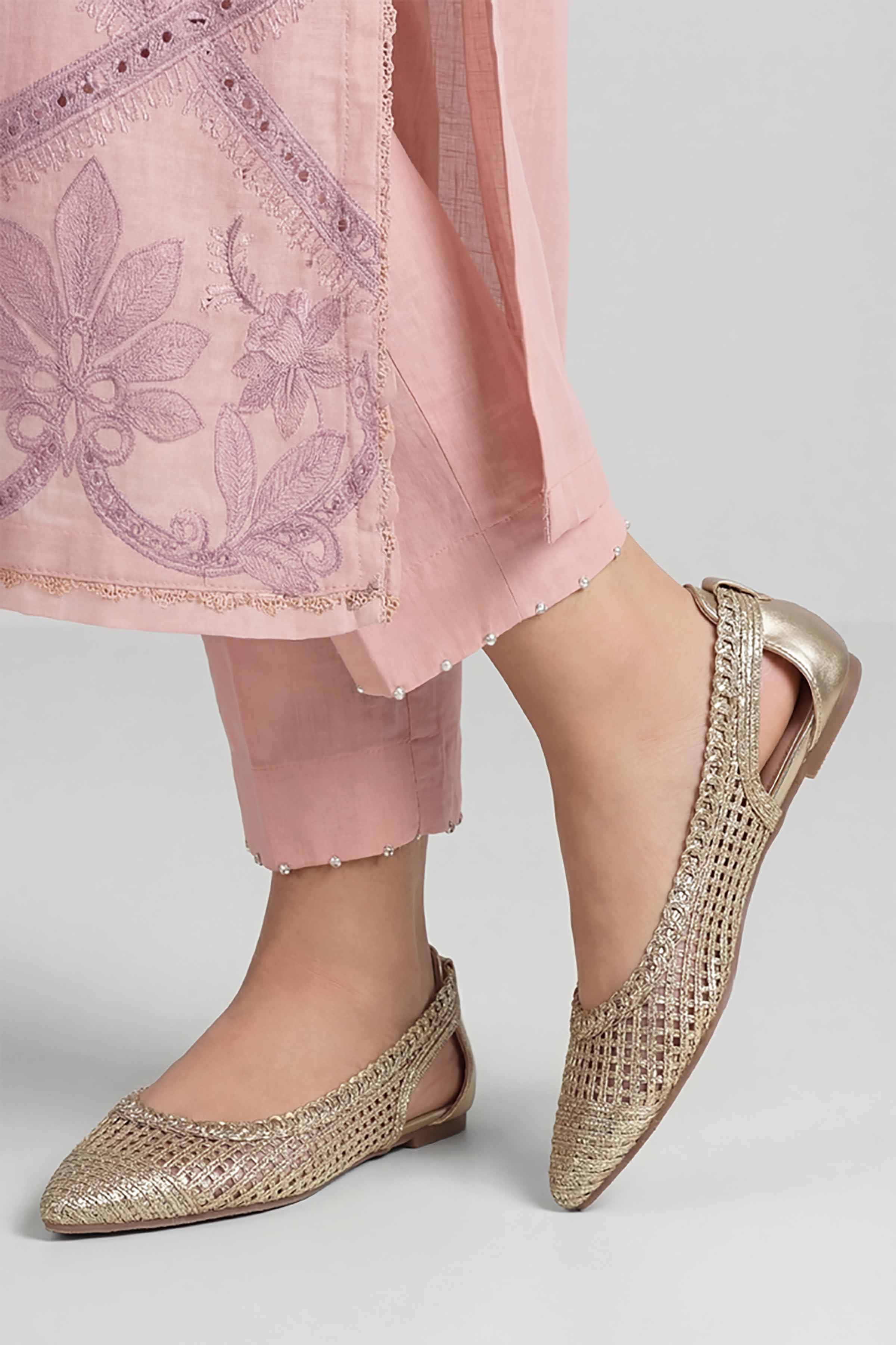 Gold Pumps-449322919