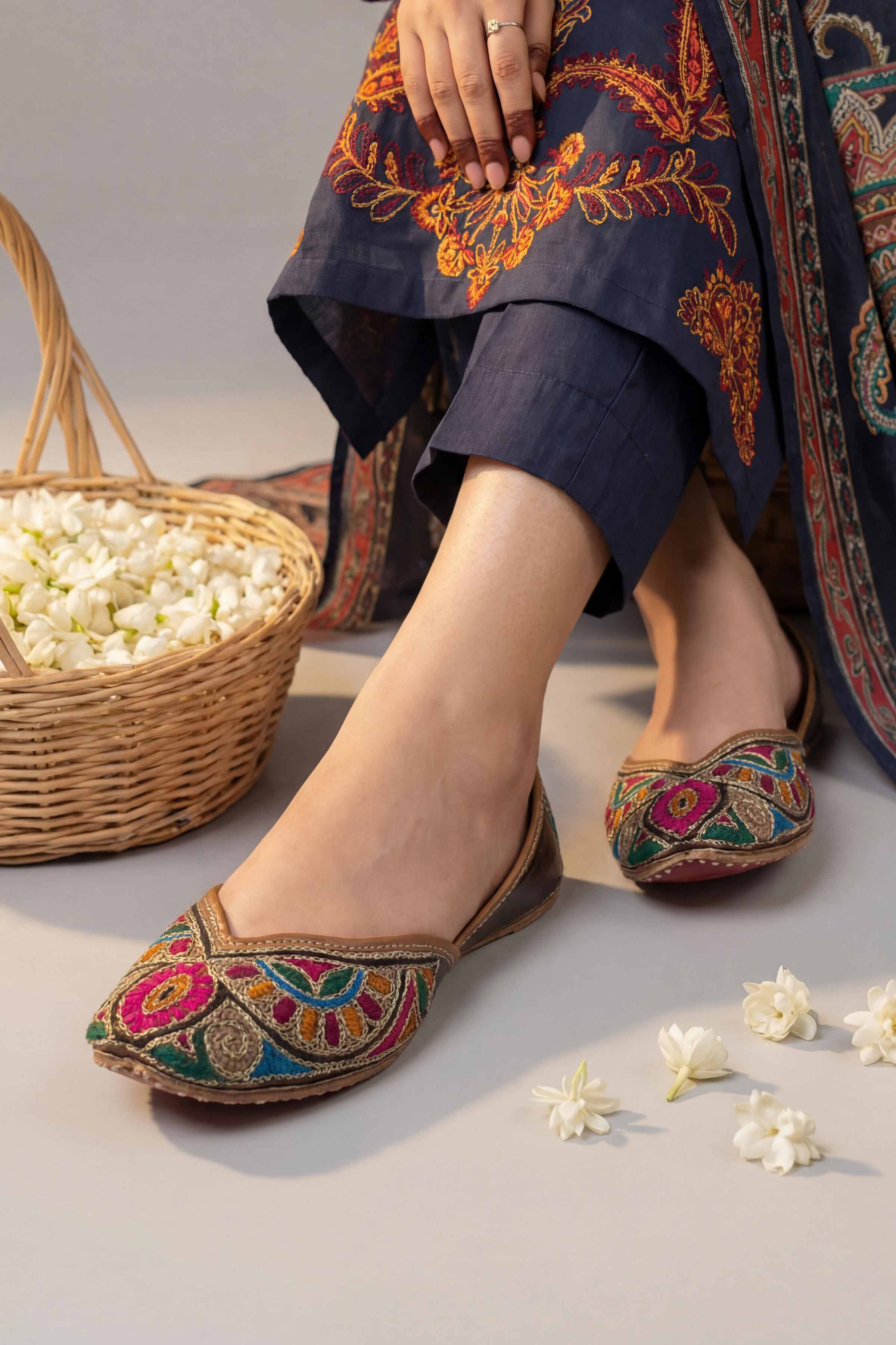 Brown Khussa-1596943713 Women - Fashion Collection | Nishat | Shop Online