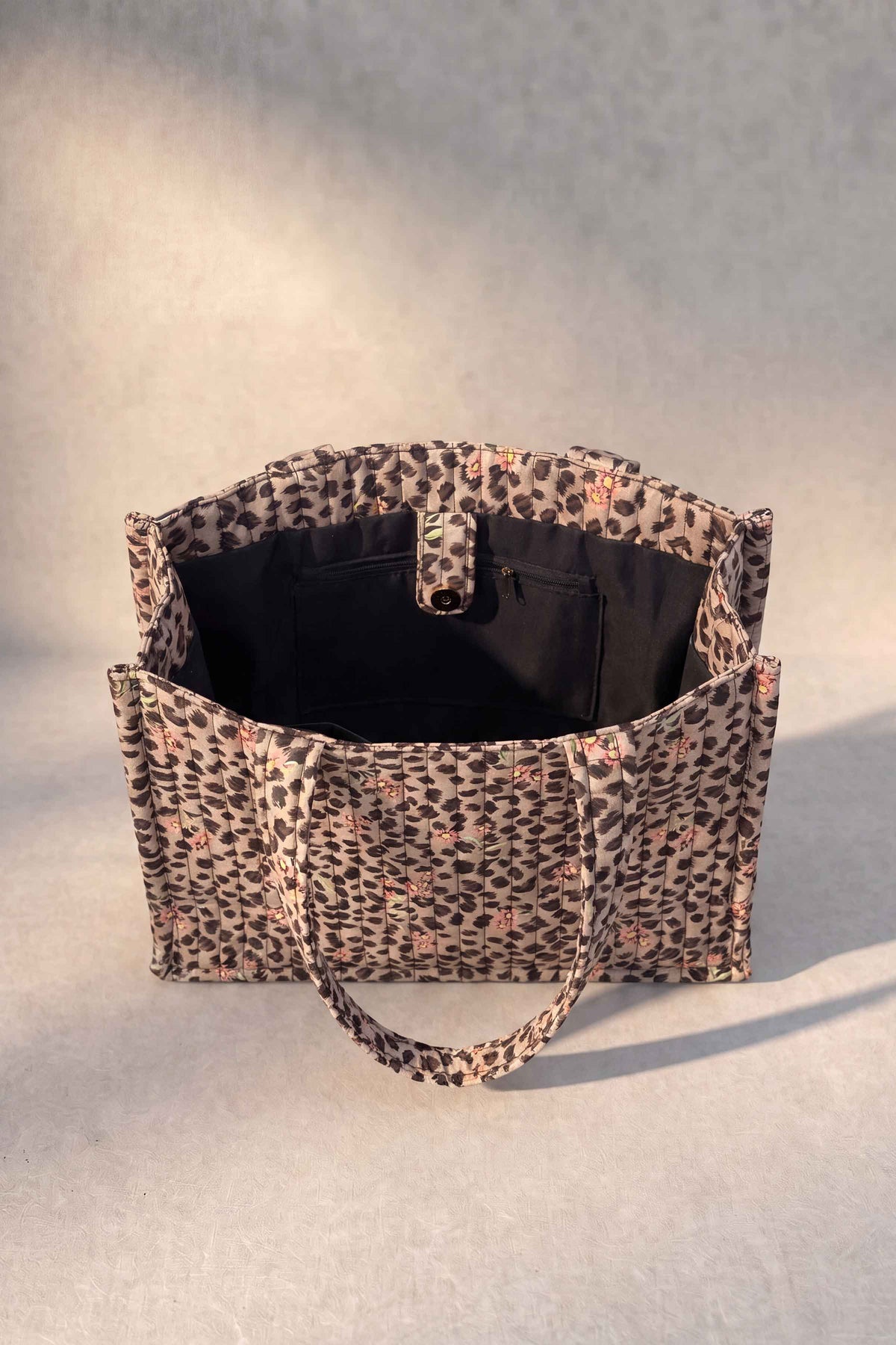 Black Tote Bag-1716772103 - for Women - Bag Collection | Nishat | Shop Online