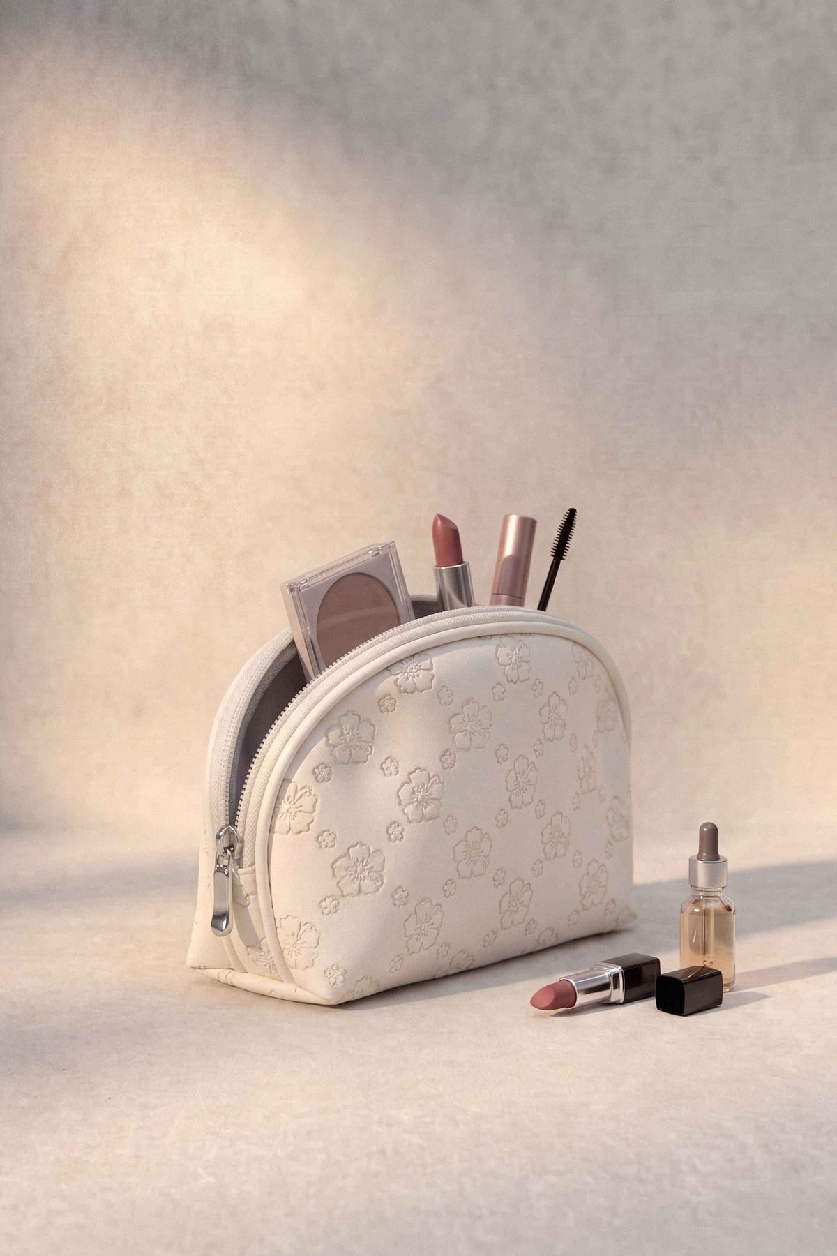 White Vanity Bag-1720102112 for Women - Bag Collection | Nishat | Shop Online