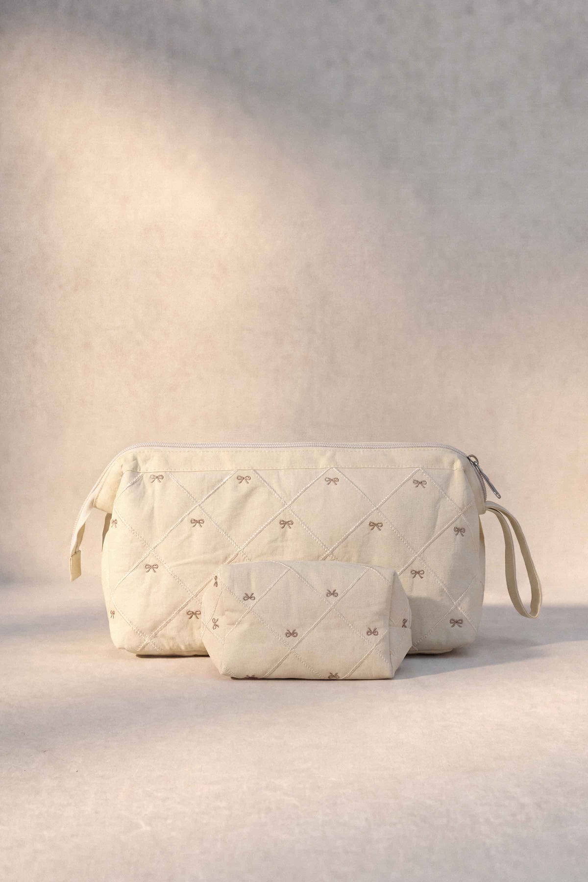 Off White Vanity Bag-1720162107 for Women - Bag Collection | Nishat | Shop Online