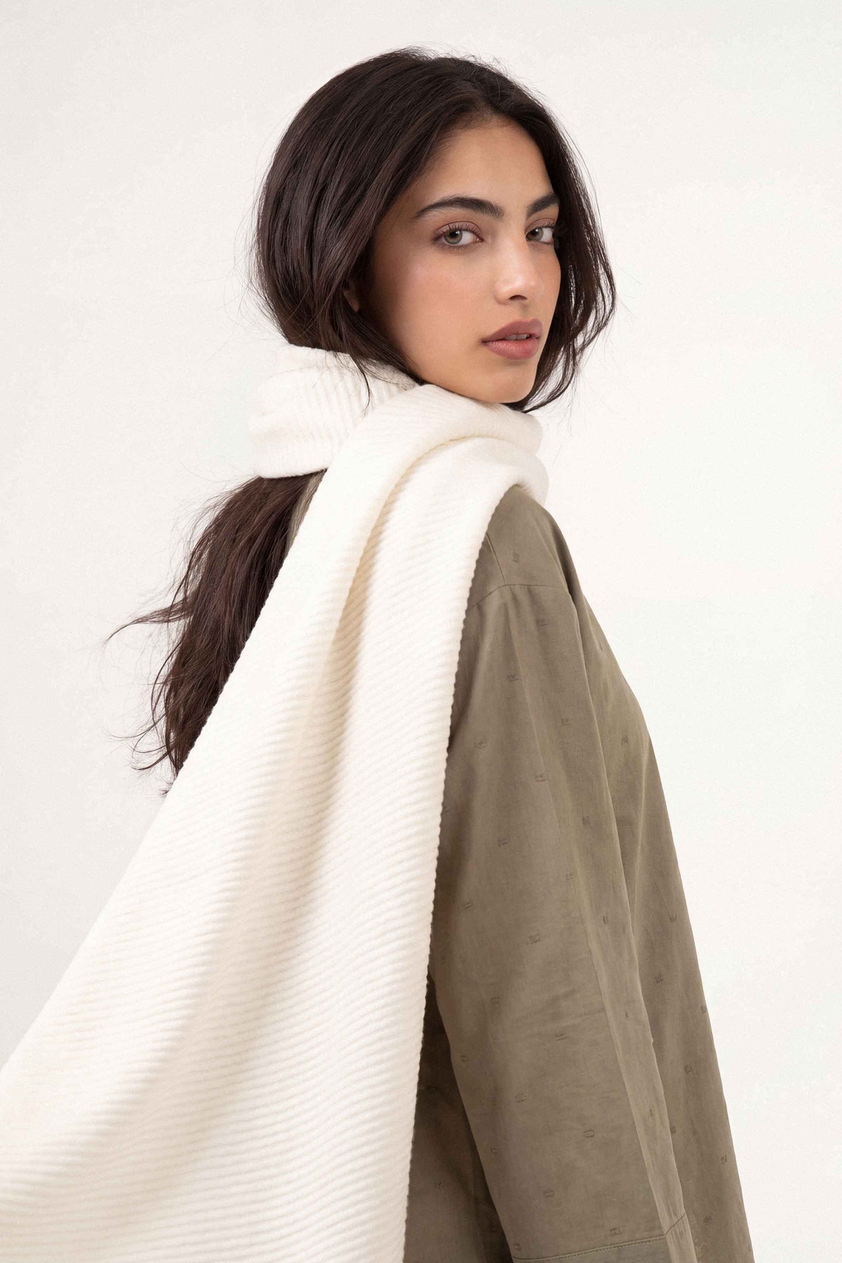 Off White Women Shawl-1720532107 for Women - Shawl Collection | Nishat | Shop Online