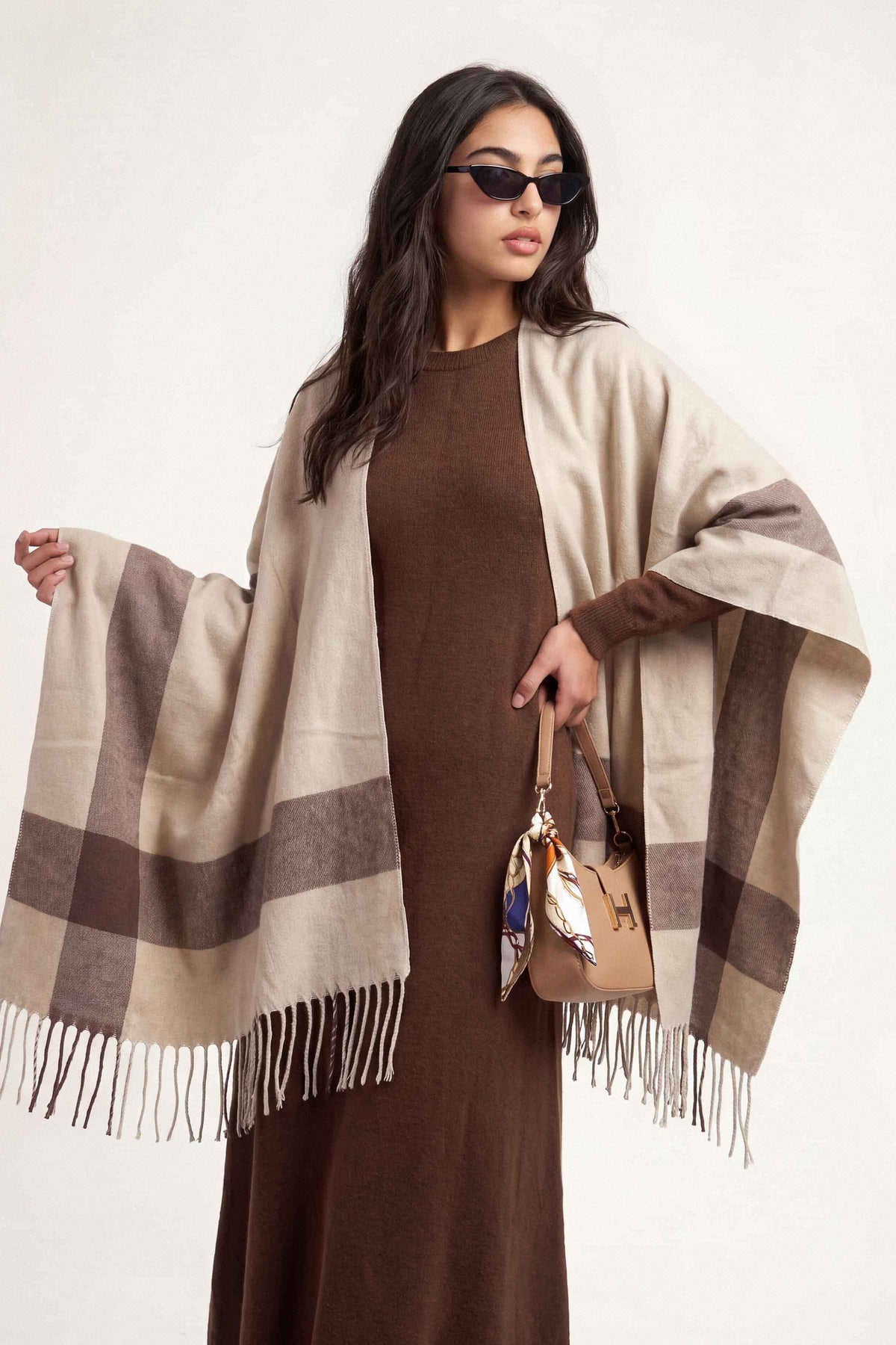 Off White Cape Shawl-1721252107 for Women - Cape Shawl Collection | Nishat | Shop Online