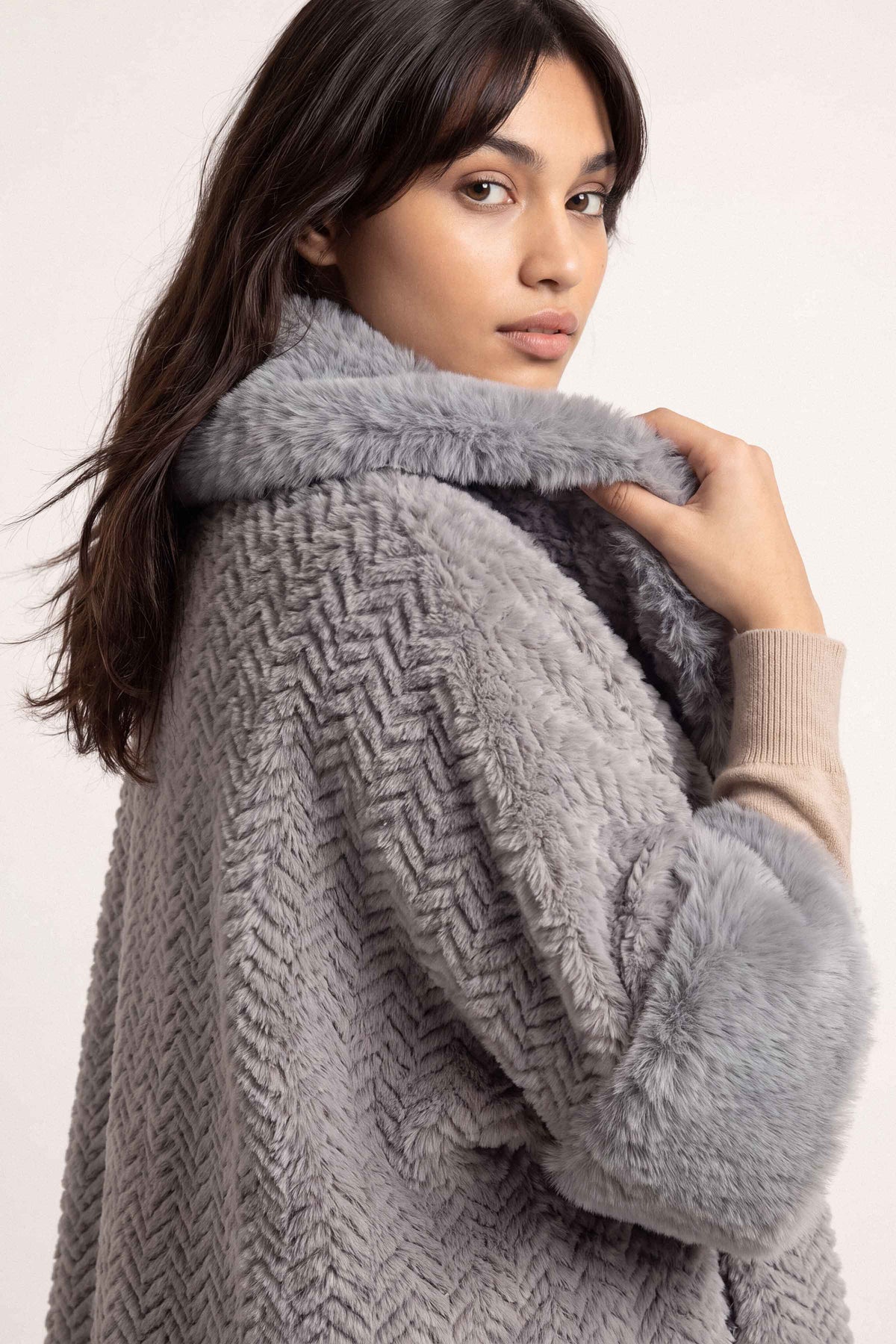 Grey Cape Shawl-1721312111 for Women - Cape Shawl Collection | Nishat | Shop Online