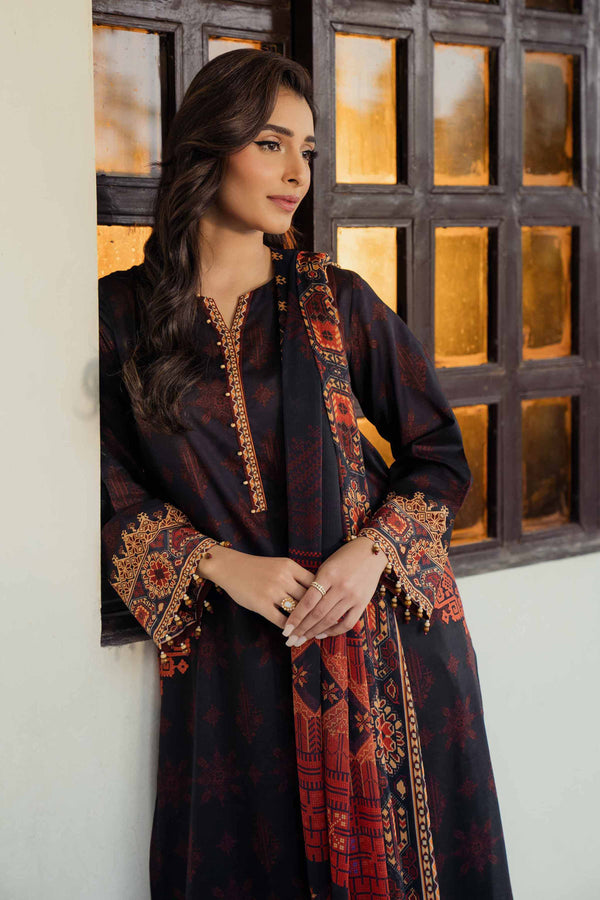 2 Piece - Printed Embroidered Suit - 42401087