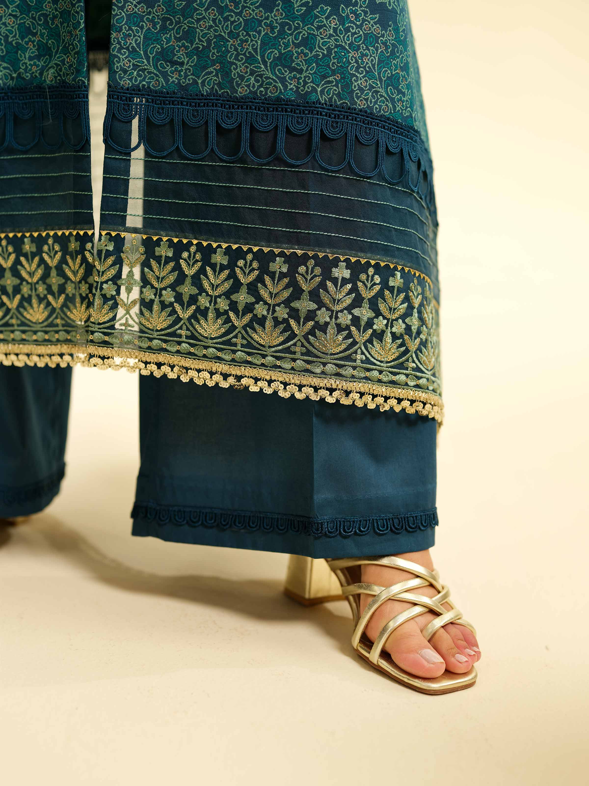 2 Piece - Jacquard Embroidered Suit - 42501029 for Women - Unstitched Collection | Nishat | Shop Online