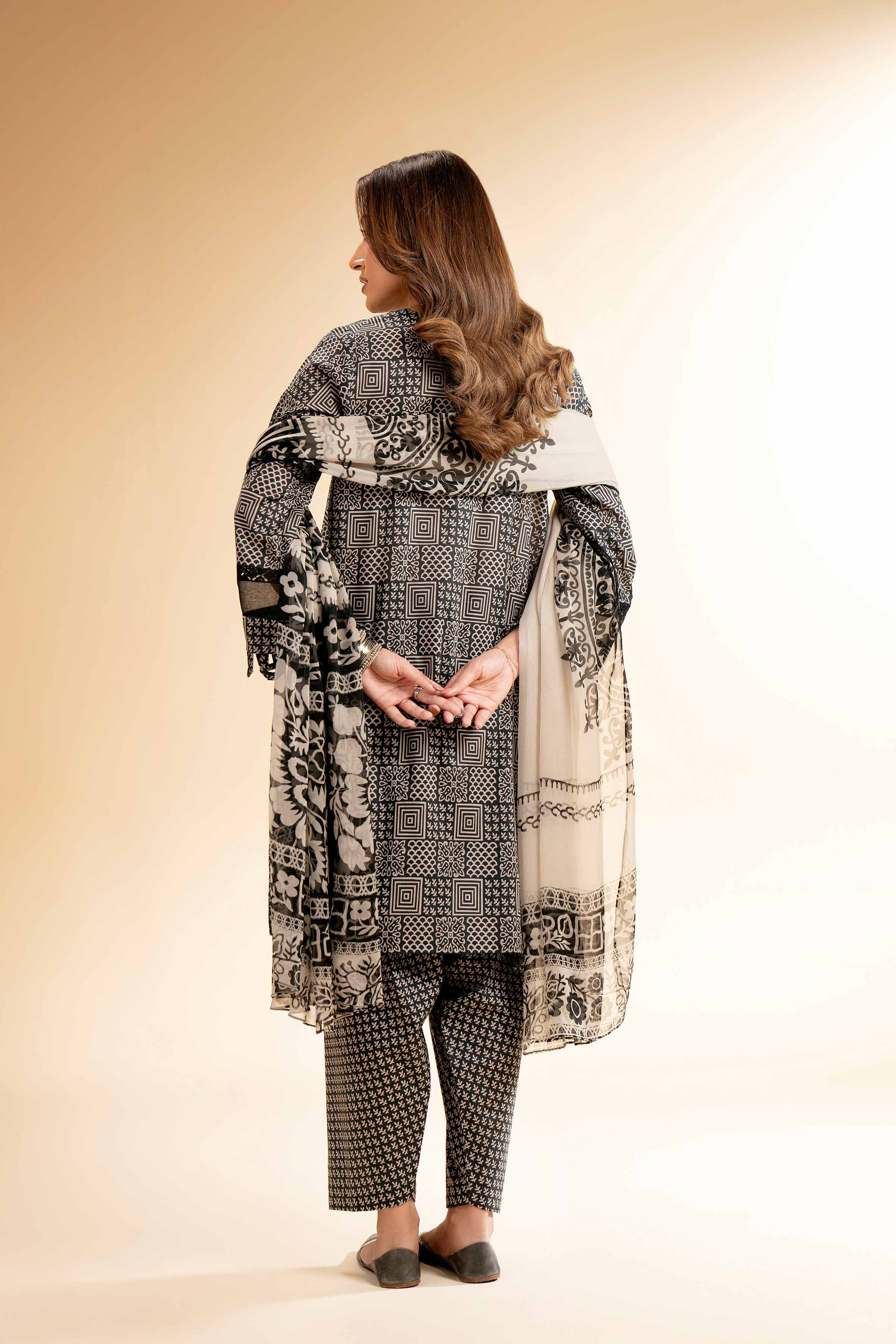 3 Piece - Printed With Laces Suit - 42501334 for Women - Unstitched Collection | Nishat | Shop Online