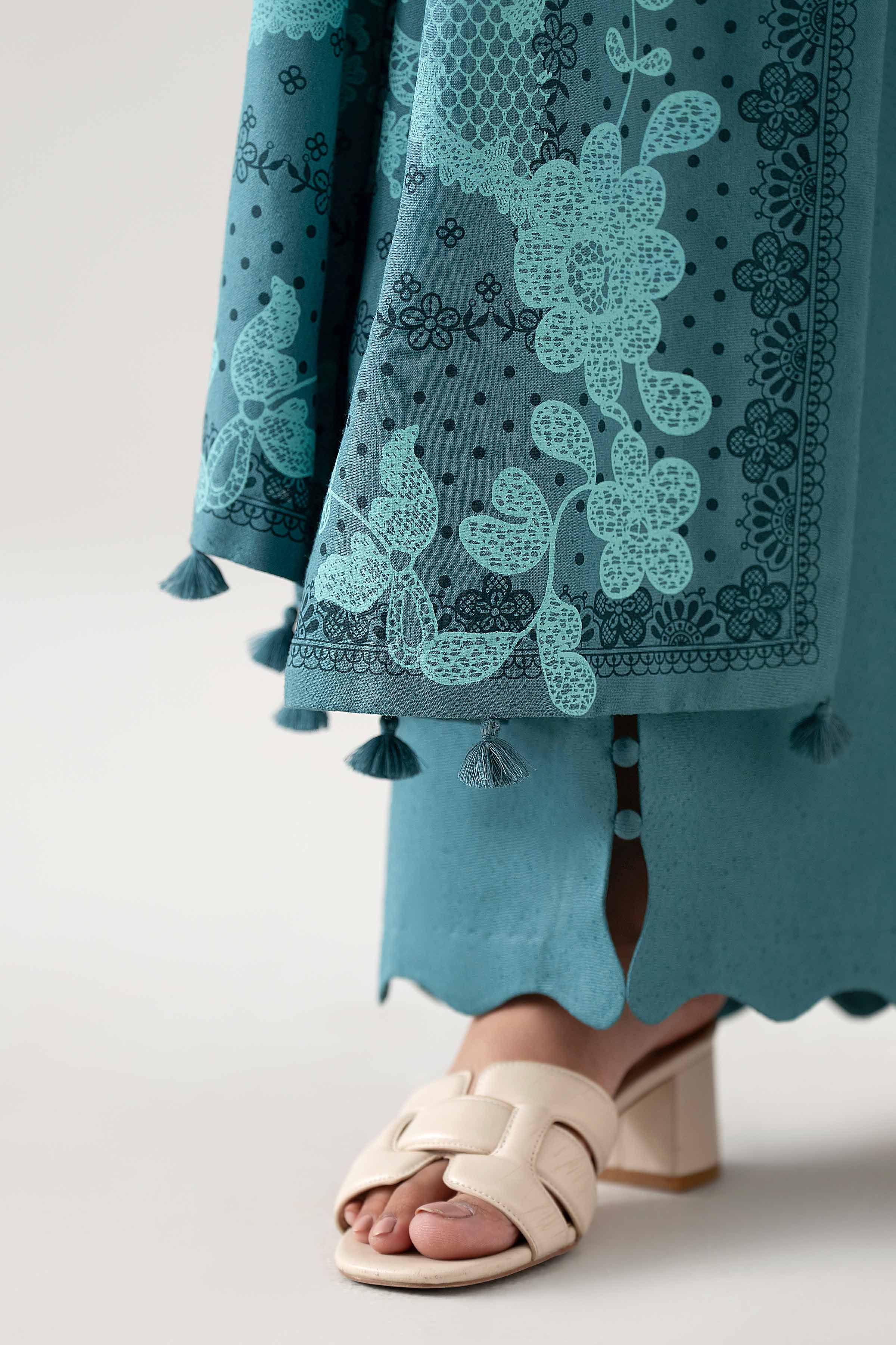 3 Piece - Printed Embroidered Suit - 42502748