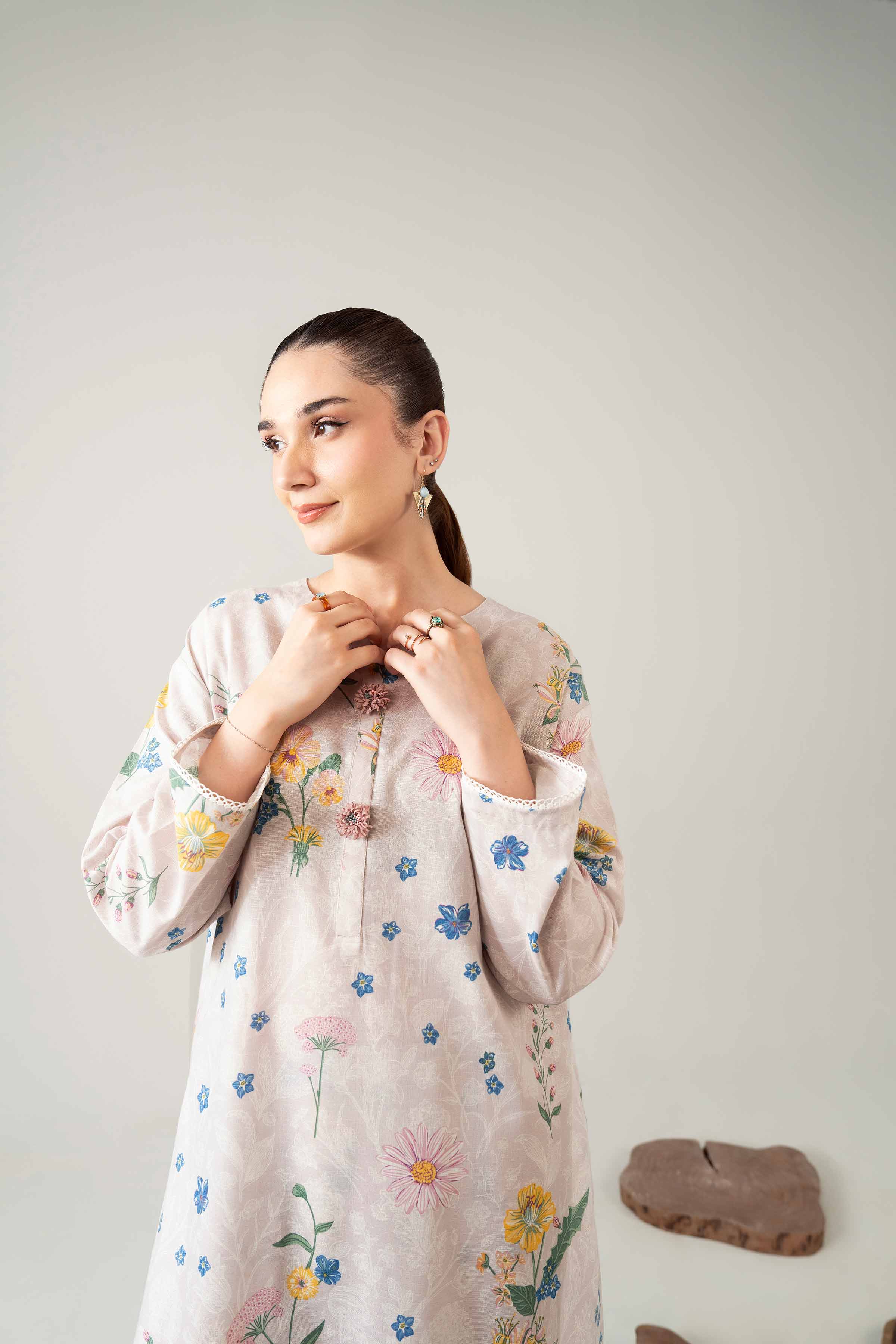 1 Piece - Digital Printed Loose Fabric - 42503967 for Women - Freedom To Buy Collection | Nishat | Shop Online