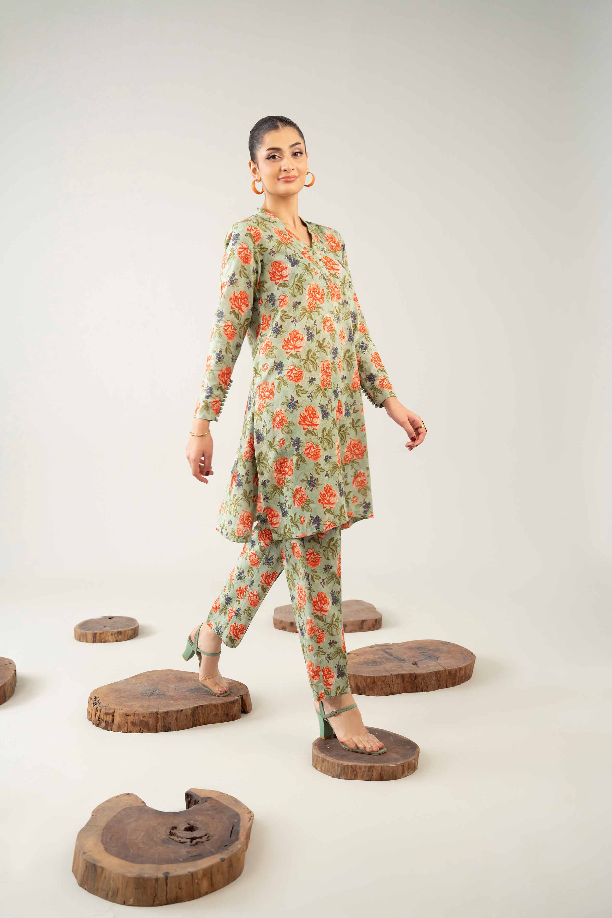 1 Piece - Digital Printed Loose Fabric - 42503968 for Women - Freedom To Buy Collection | Nishat | Shop Online