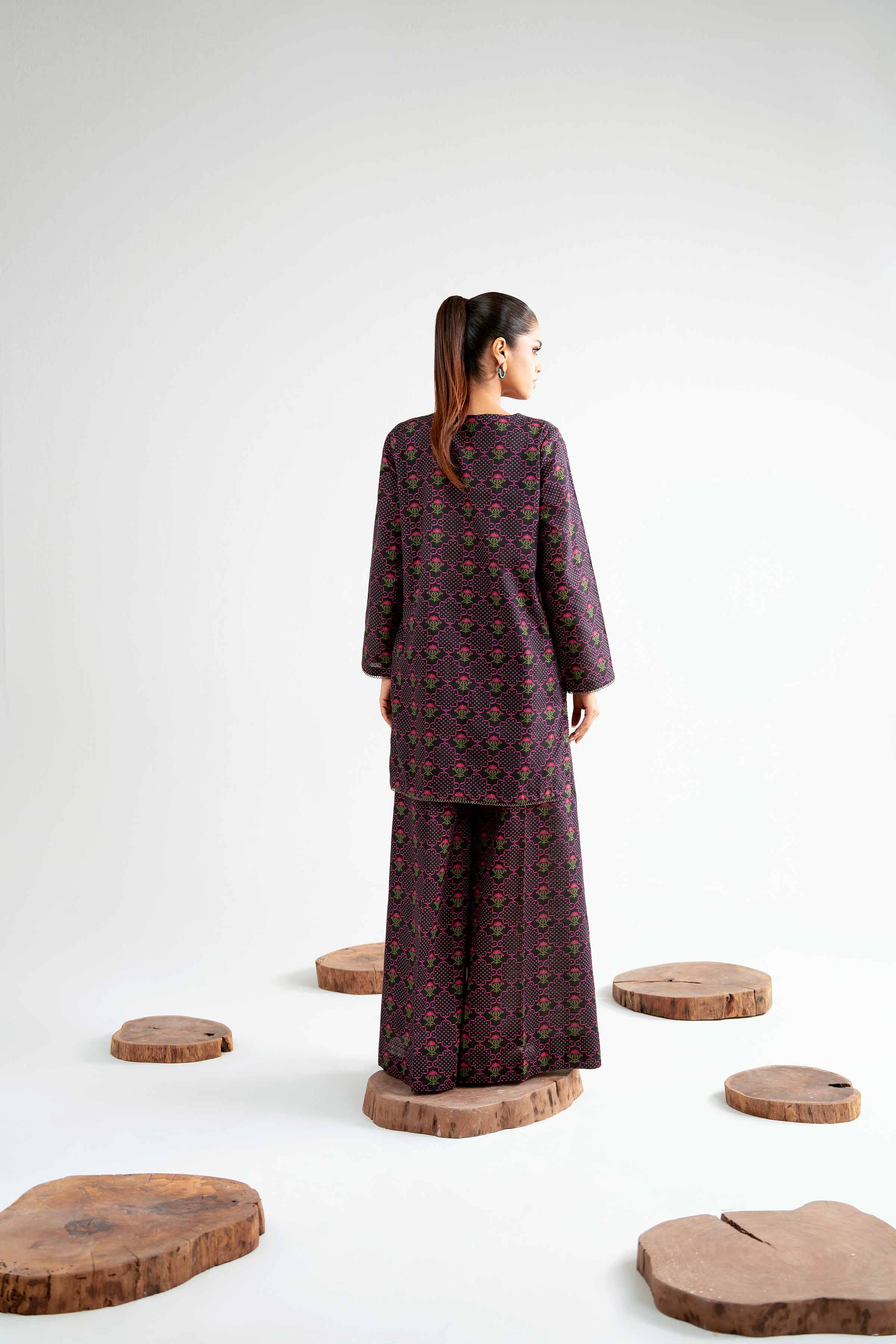 1 Piece - Digital Printed Loose Fabric - 42503987 for Women - Freedom To Buy Collection | Nishat | Shop Online