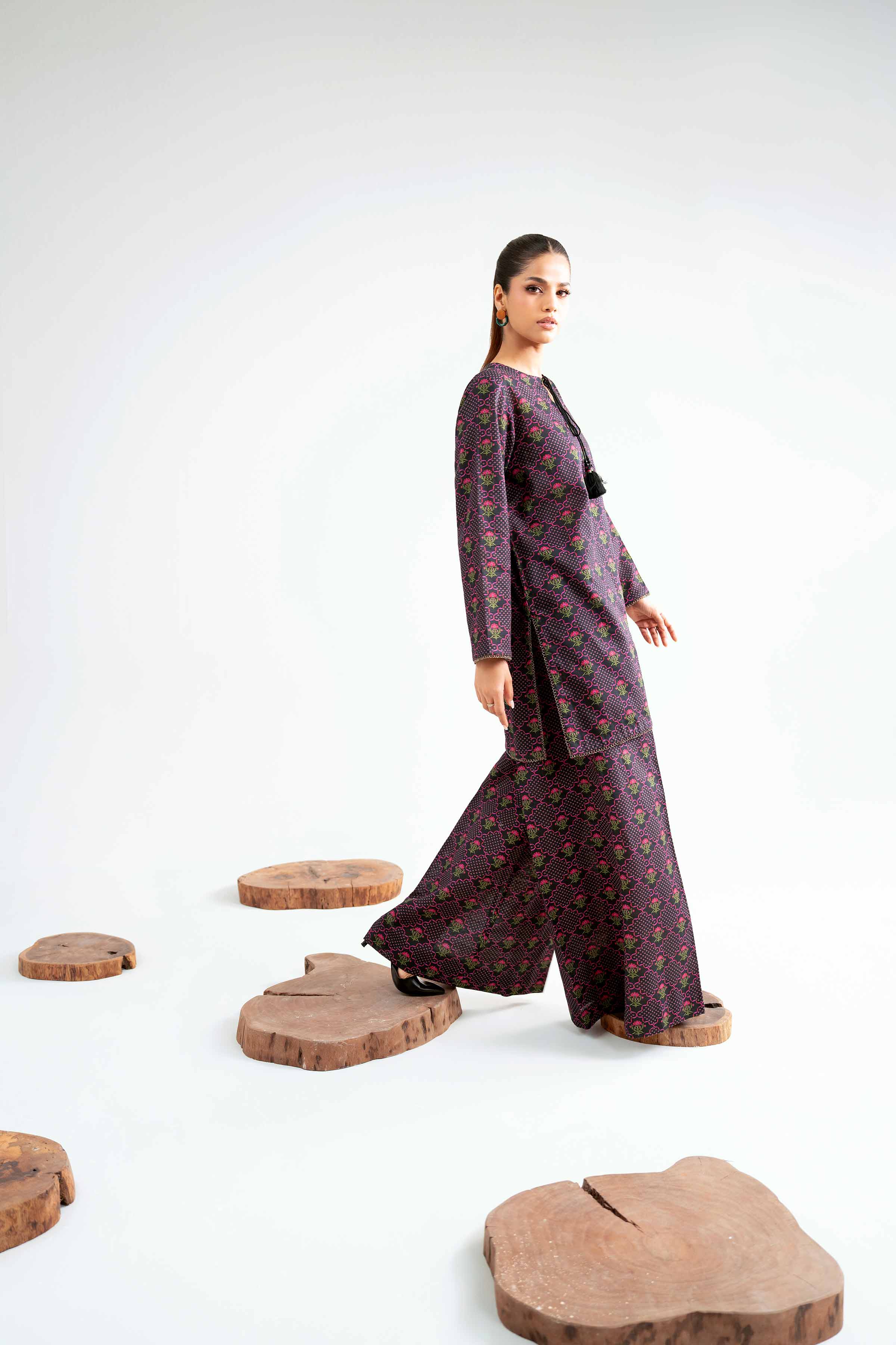 1 Piece - Digital Printed Loose Fabric - 42503987 for Women - Freedom To Buy Collection | Nishat | Shop Online