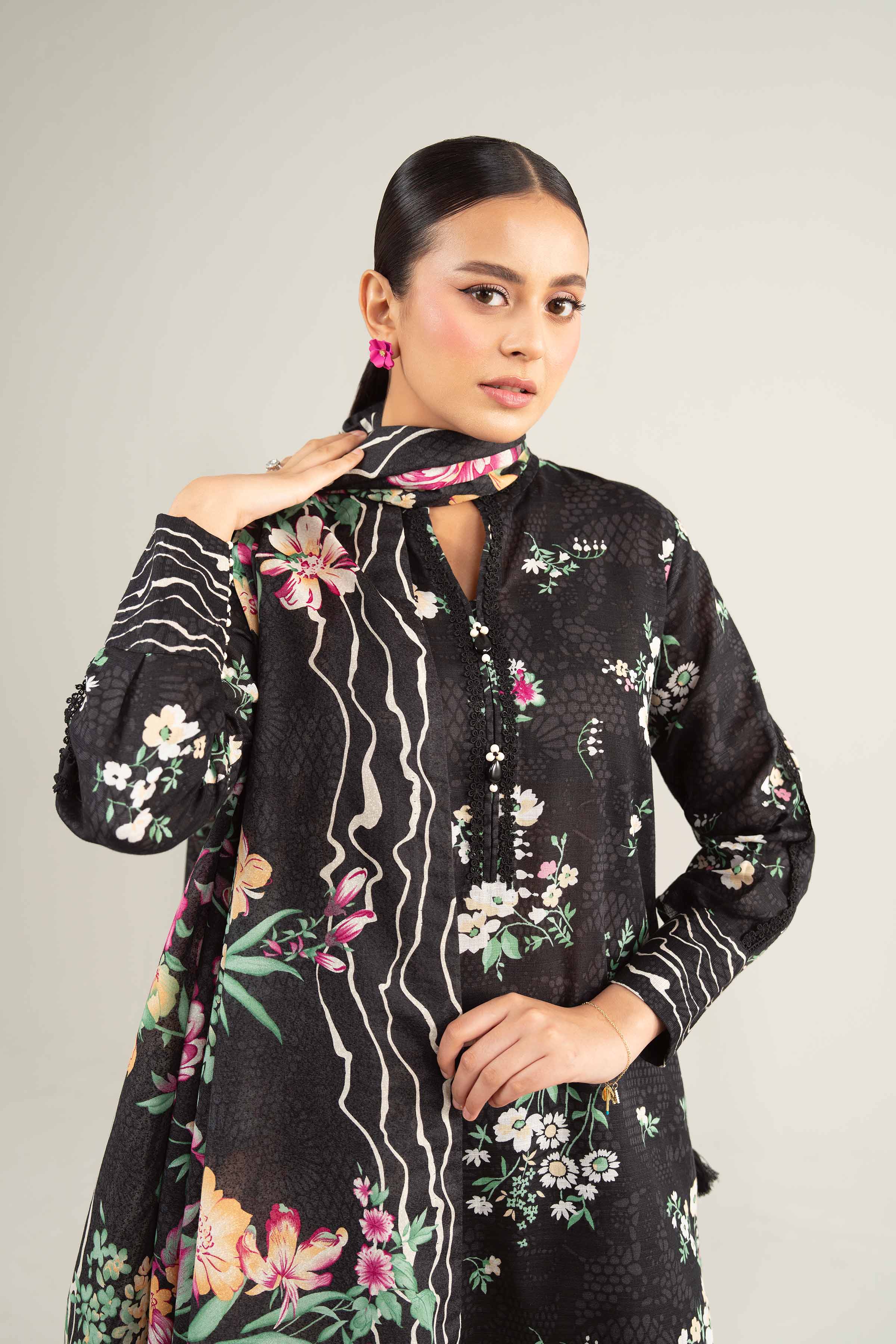 3 Piece - Printed Loose Fabric - 42504042 for Women - Freedom To Buy Collection | Nishat | Shop Online